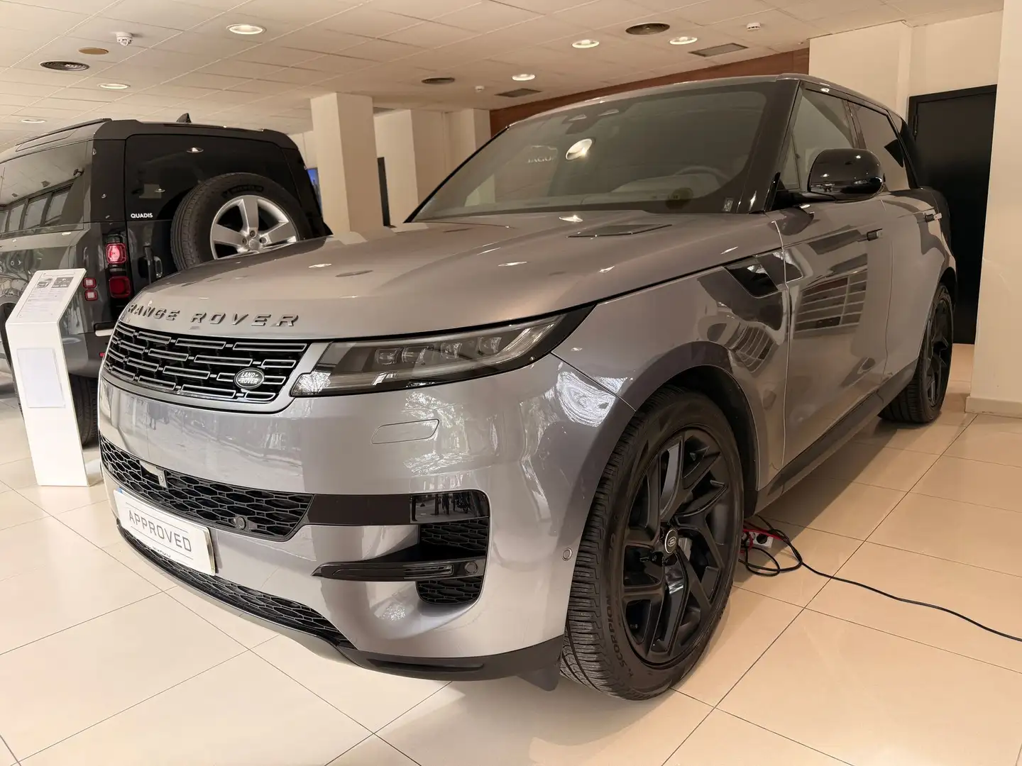 Land Rover Range Rover Sport 3.0D TD6 MHEV SE 300 Gris - 2
