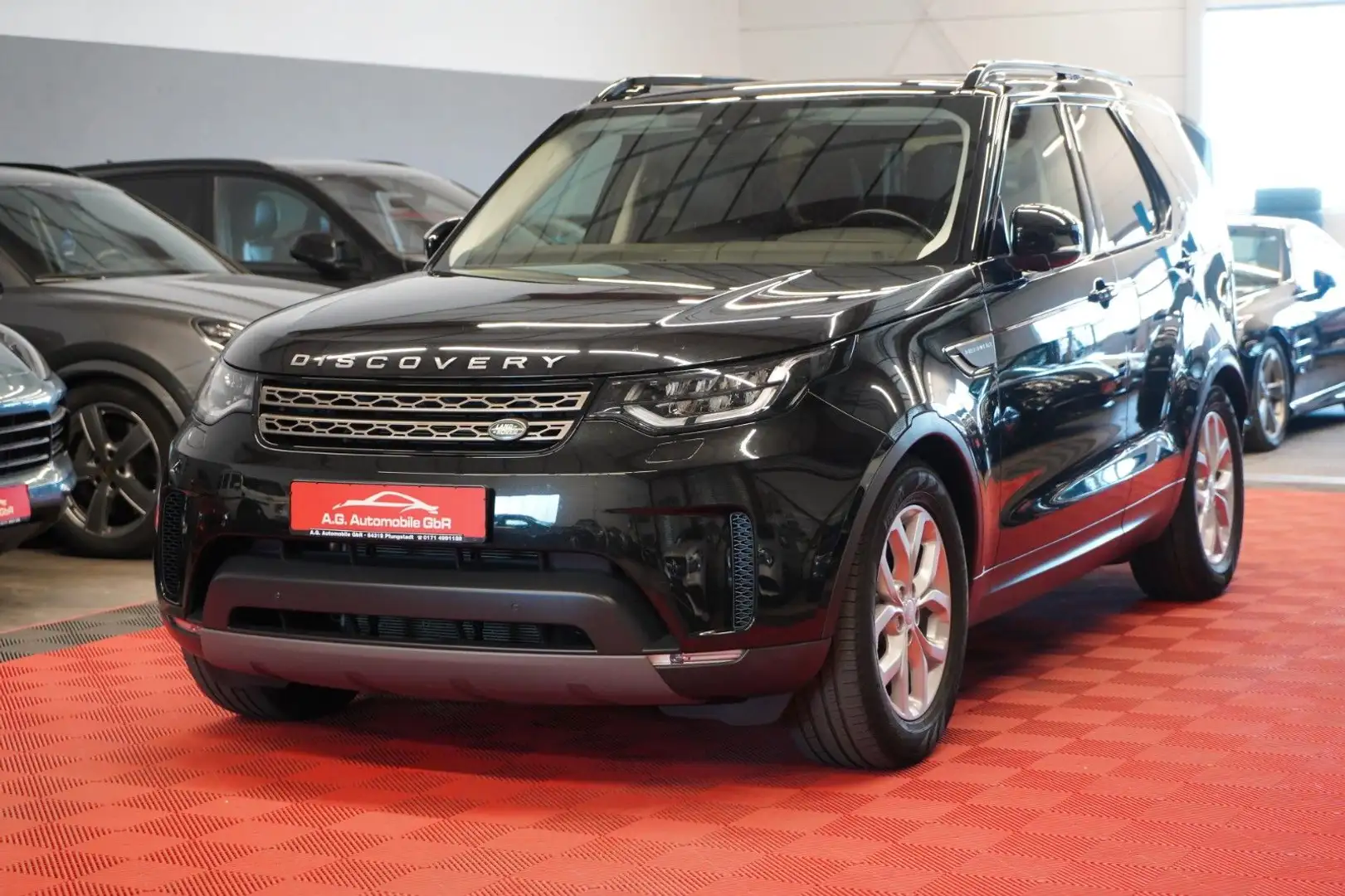 Land Rover Discovery 5 3.0 TD6 SE 2.Hand*7Sitz*LED*Pano* Schwarz - 1