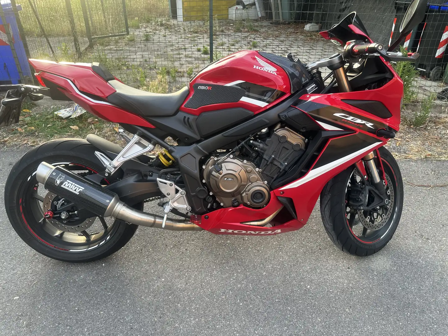 Honda CBR 650 R ABS - 2