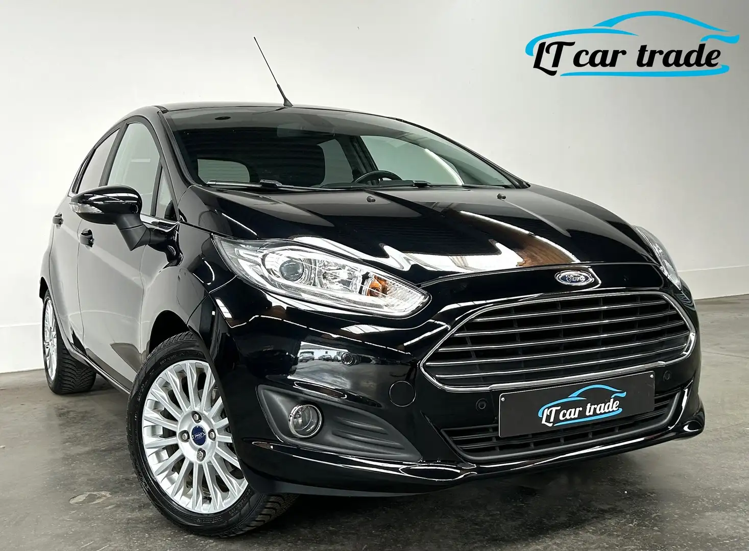 Ford Fiesta 1.0i Titanium * Autom. airco * Bluetooth * Pdc Noir - 1