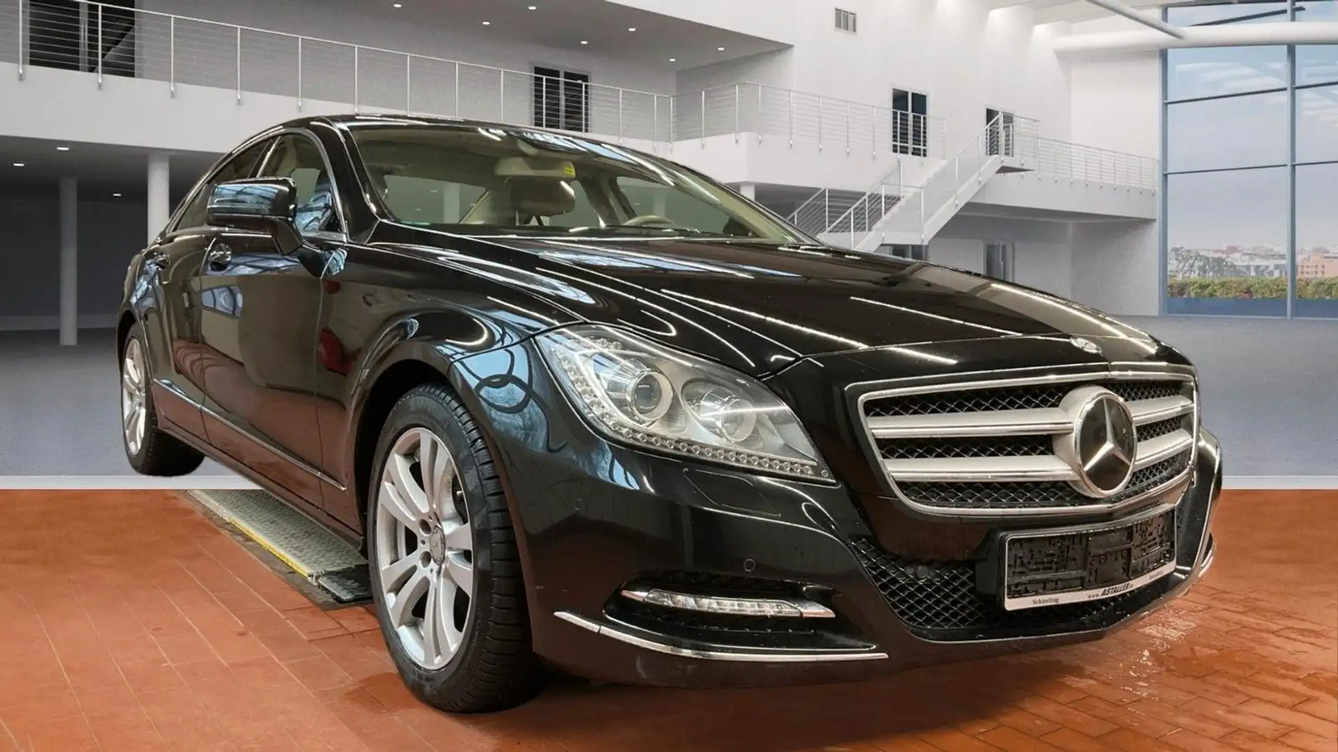 Mercedes-Benz CLS 350 CDI Xenon/Navi/Keyless/Memory/Distronic Schwarz - 2