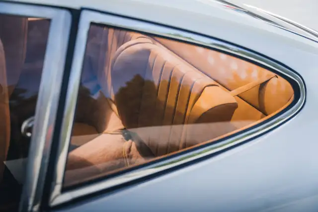 Porsche 912 view 12