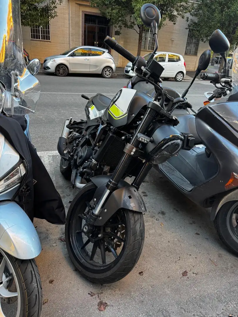 Benelli Leoncino 250 Giallo - 1