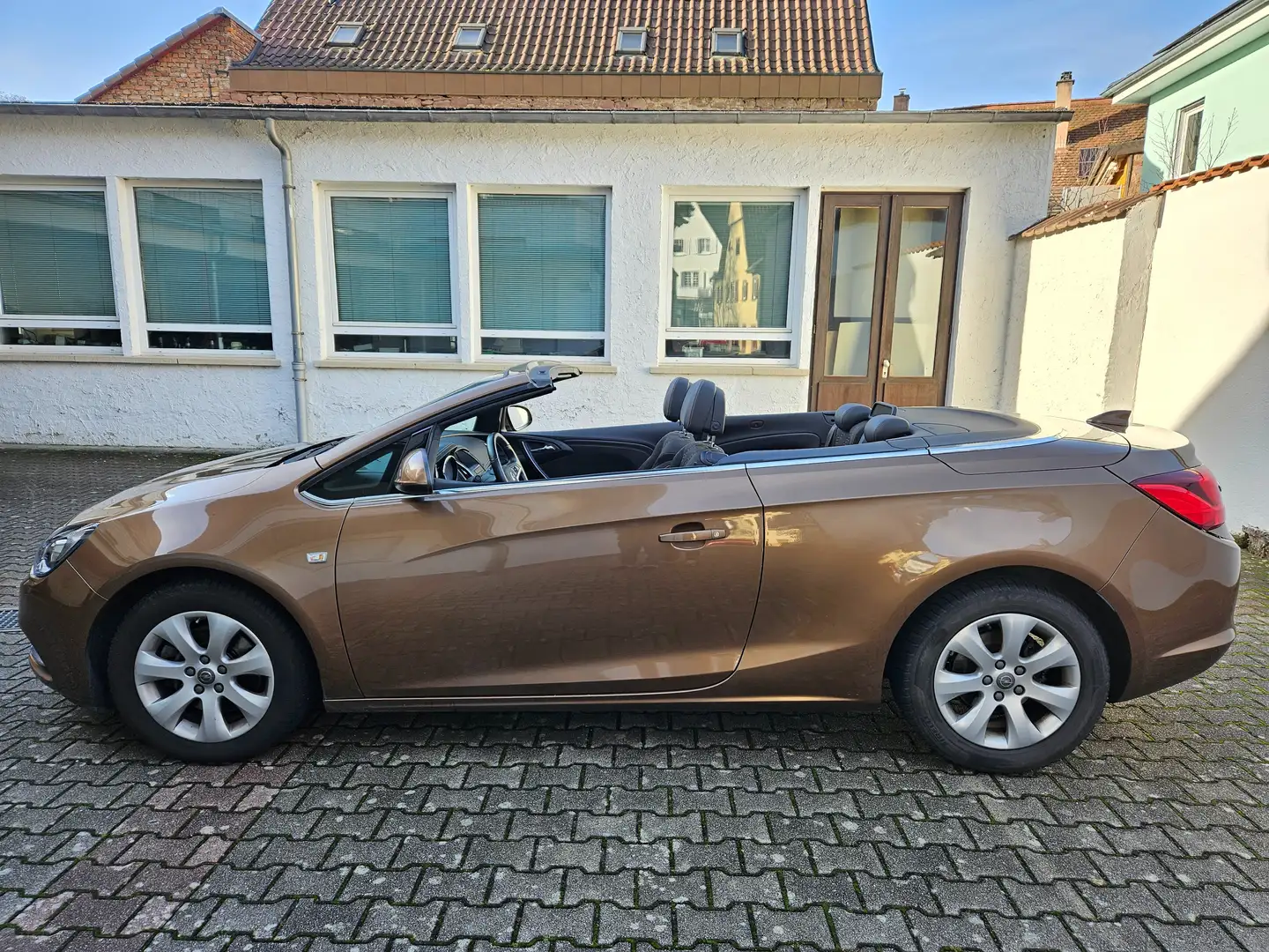 Opel Cascada Cascada 1.4 Turbo (ecoFLEX) Start/Stop Innovation Bronze - 1