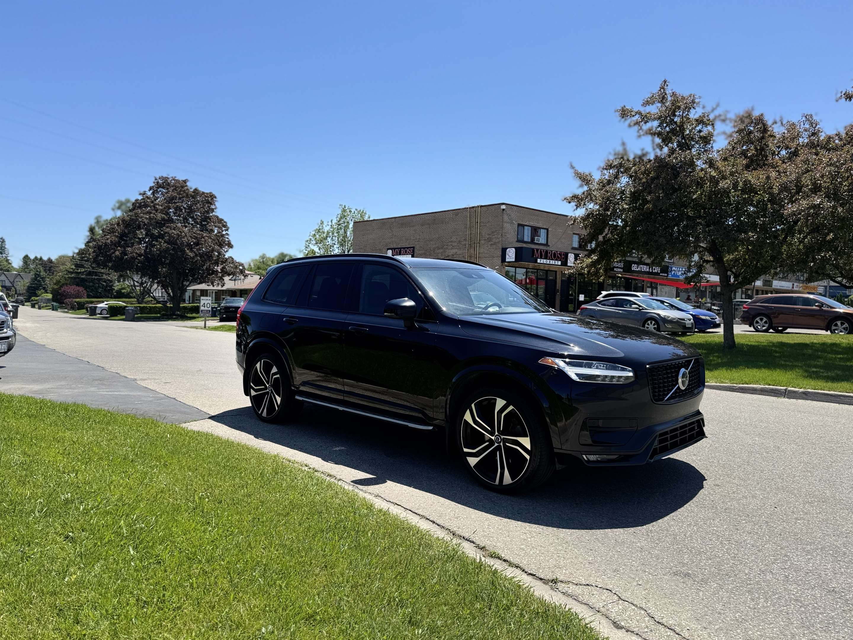 2021 Volvo XC90 T6 AWD R-Design 7-Seater thumb 7