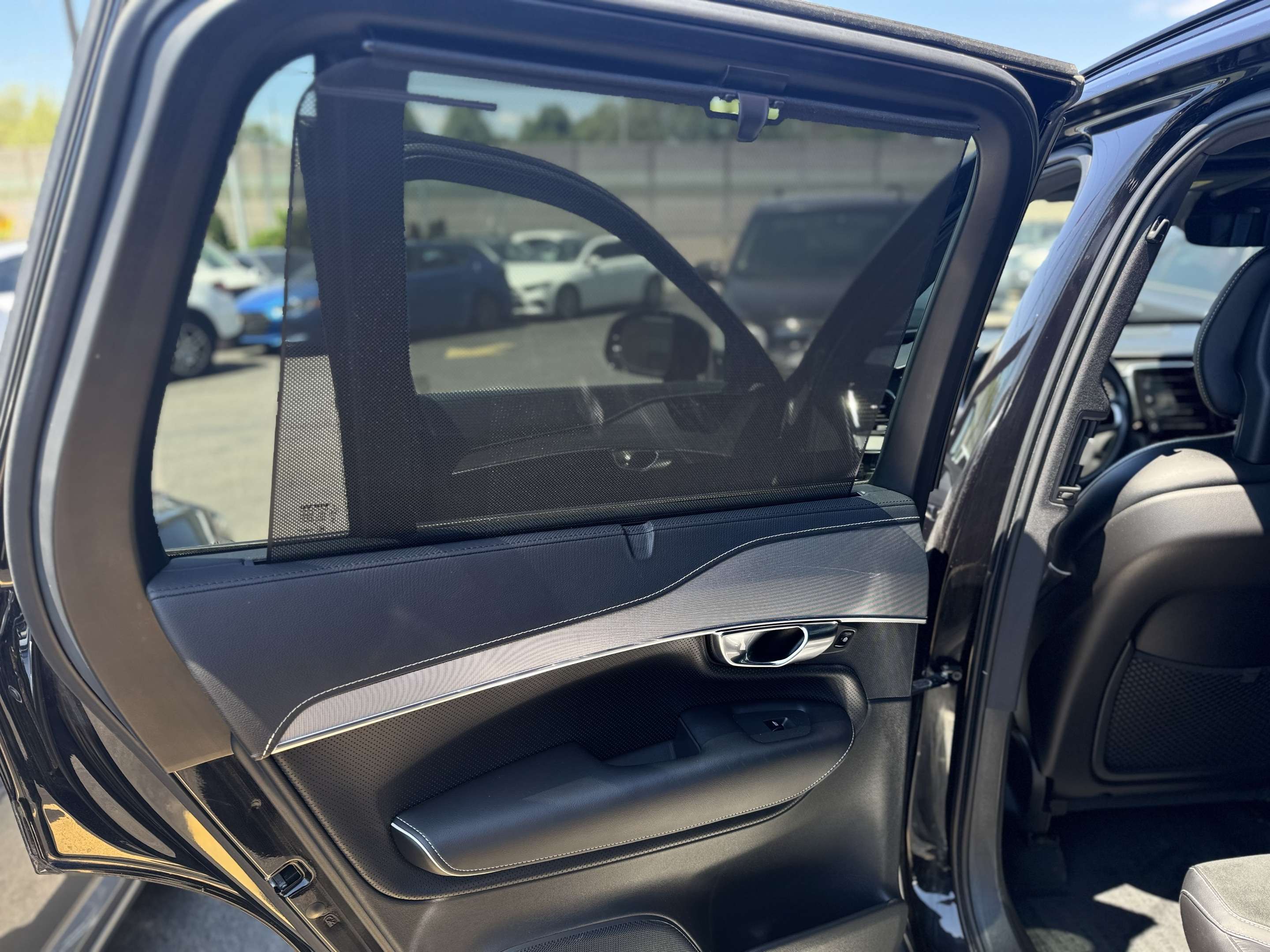 2021 Volvo XC90 T6 AWD R-Design 7-Seater thumb 29