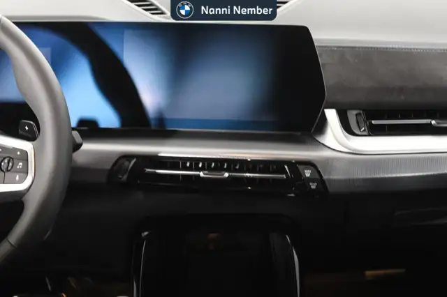 BMW X2 view 11
