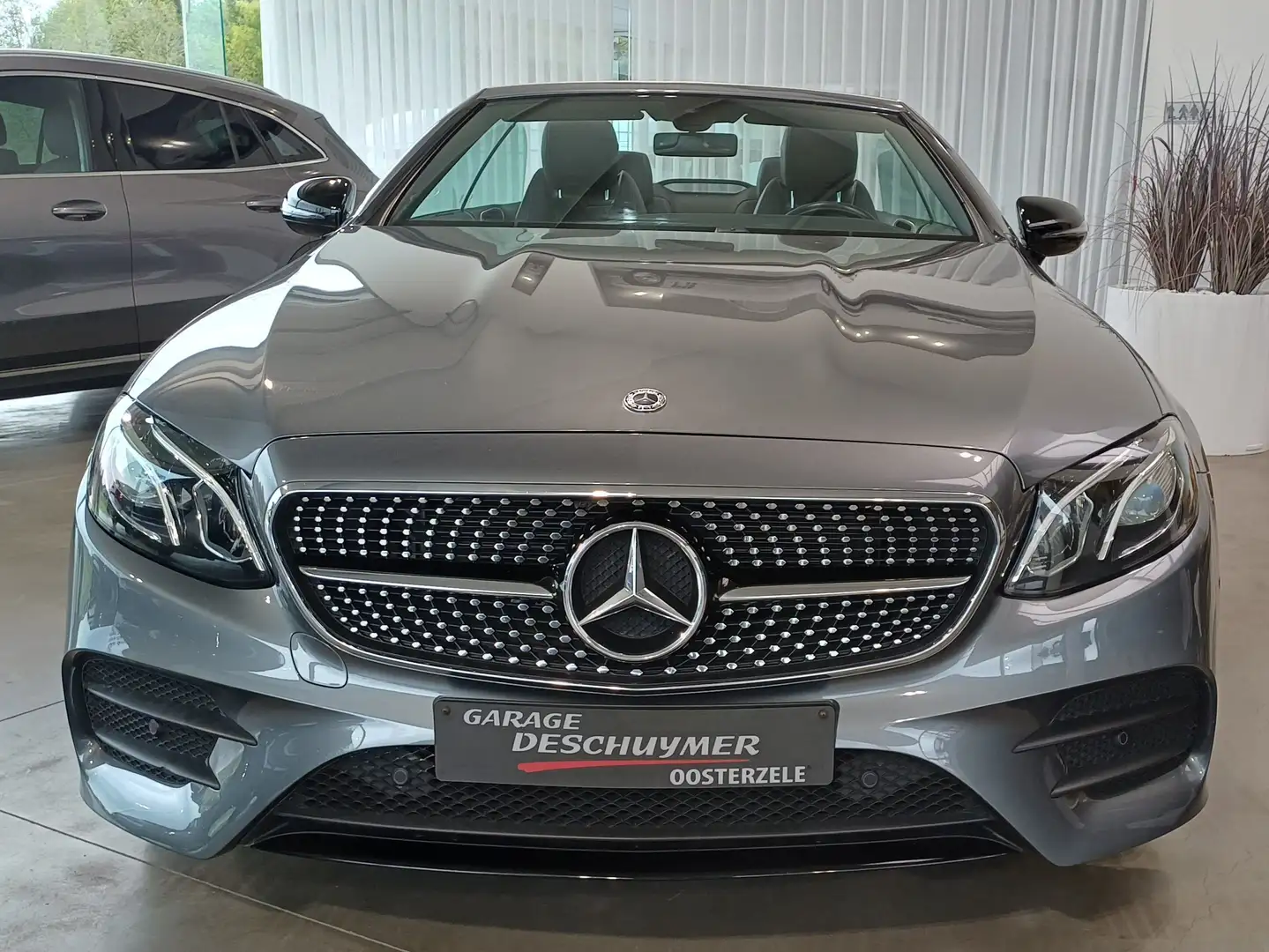 Mercedes-Benz E 200 E 200 Cabrio 9G-TRONIC AMG Line Gris - 2