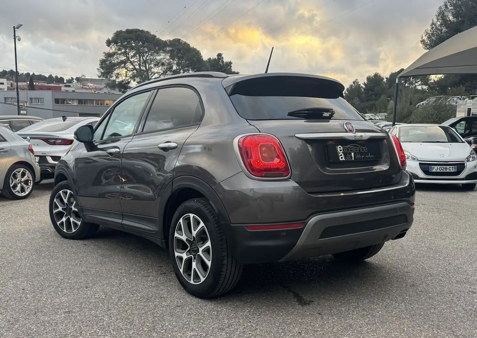 Fiat 500X 1.6 MULTIJET 16V 120CH LOUNGE Beige - 2