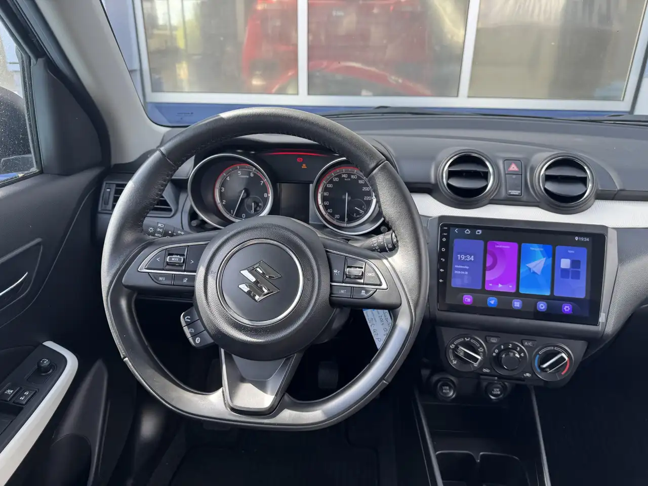 Suzuki Swift 2024