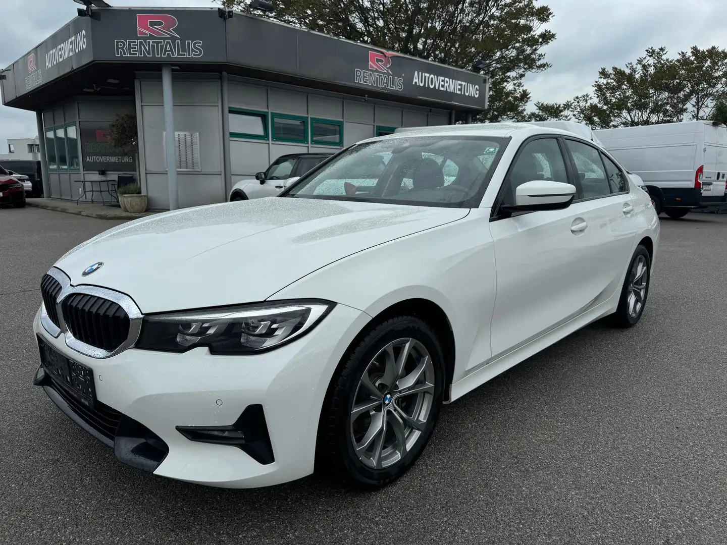 BMW 318 d Sport Lim. Aut. / Sportsitze *ABVERKAUF* Bianco - 1