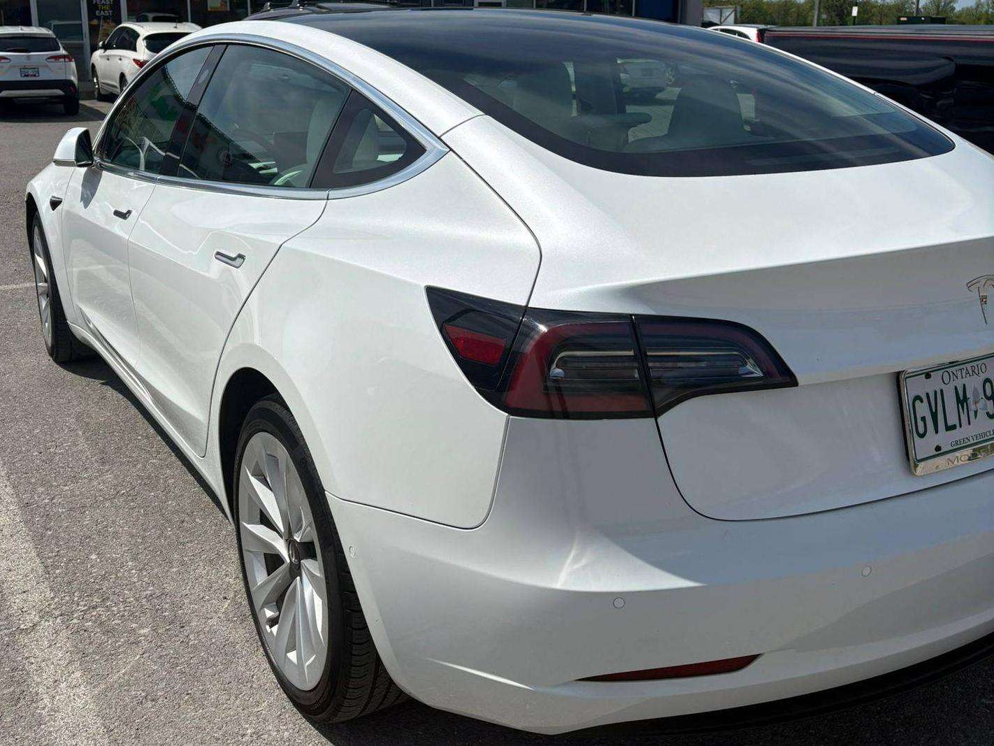 2020 Tesla Model 3 Standard Range Plus thumb 14