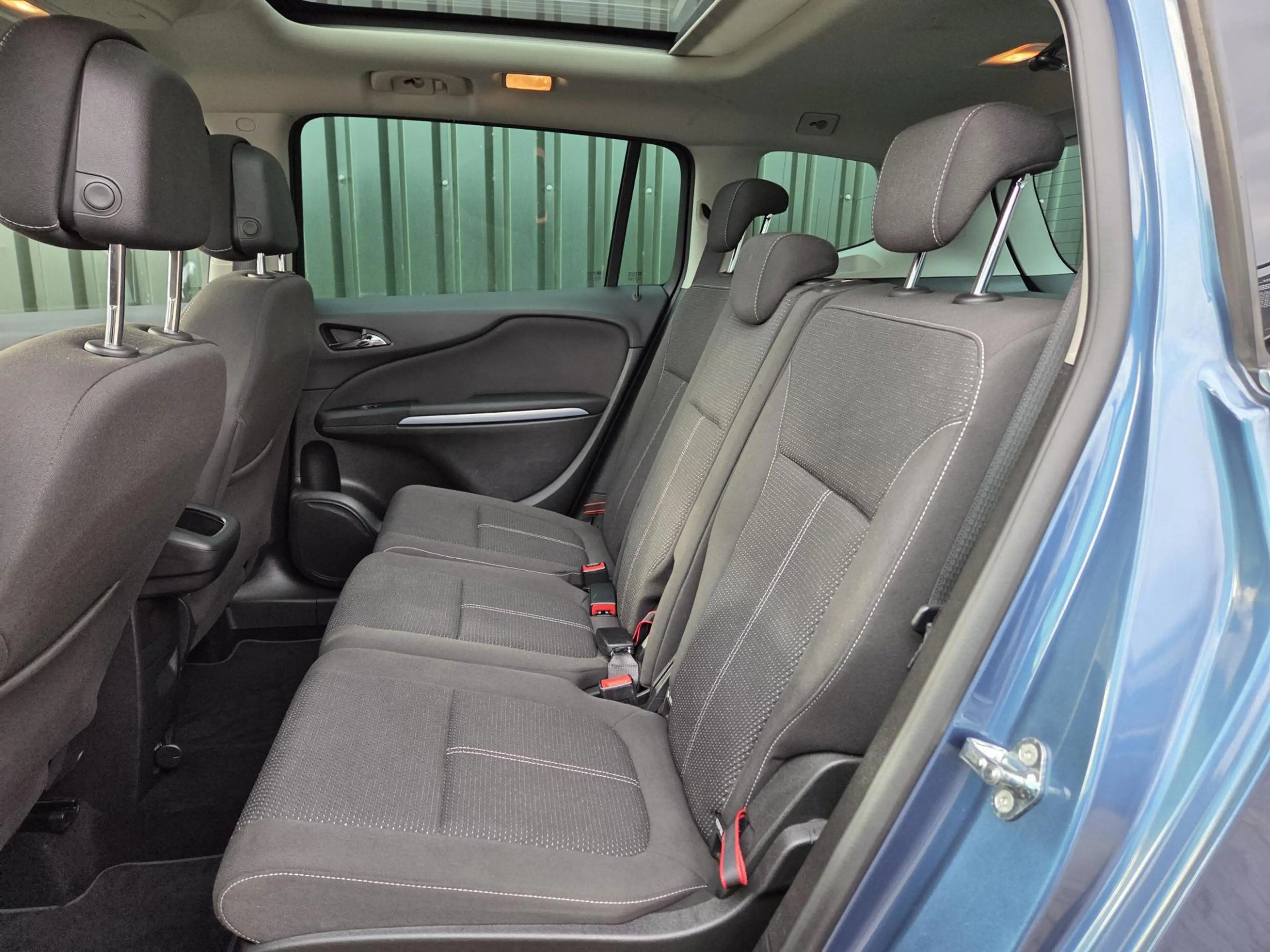 Opel Zafira Tourer 1.4 Business+ panoramadak — photo 12
