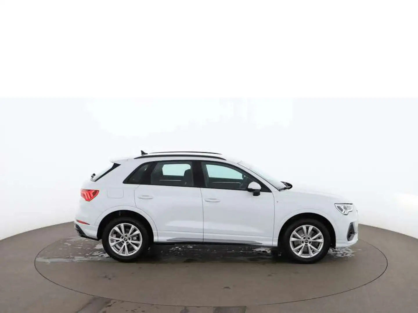 Audi Q3 45 TFSI e S-Line Aut LED RADAR SITZHZG PDC Weiß - 2