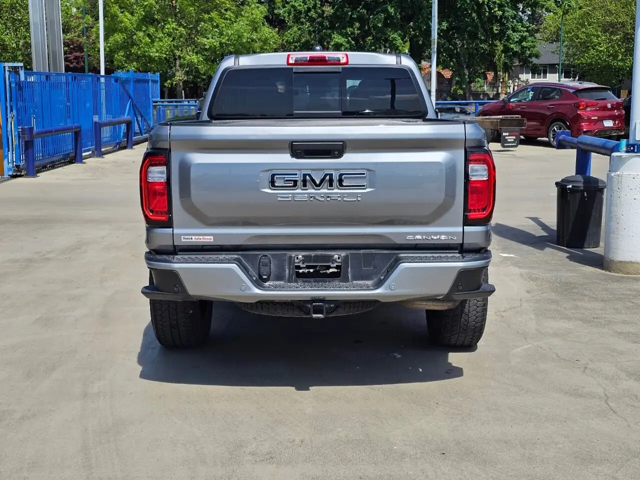 GMC Canyon снимка GMC Canyon