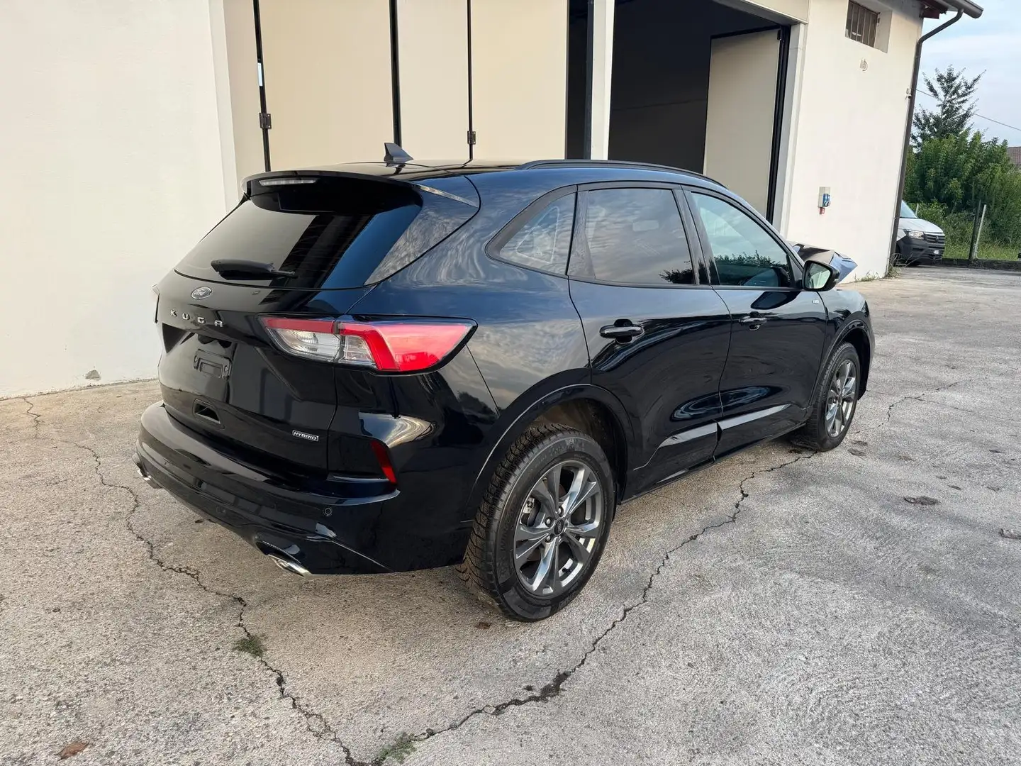 Ford Kuga 2.5 full hybrid ST-Line 2wd 190cv cvt INCIDENTATA Nero - 1