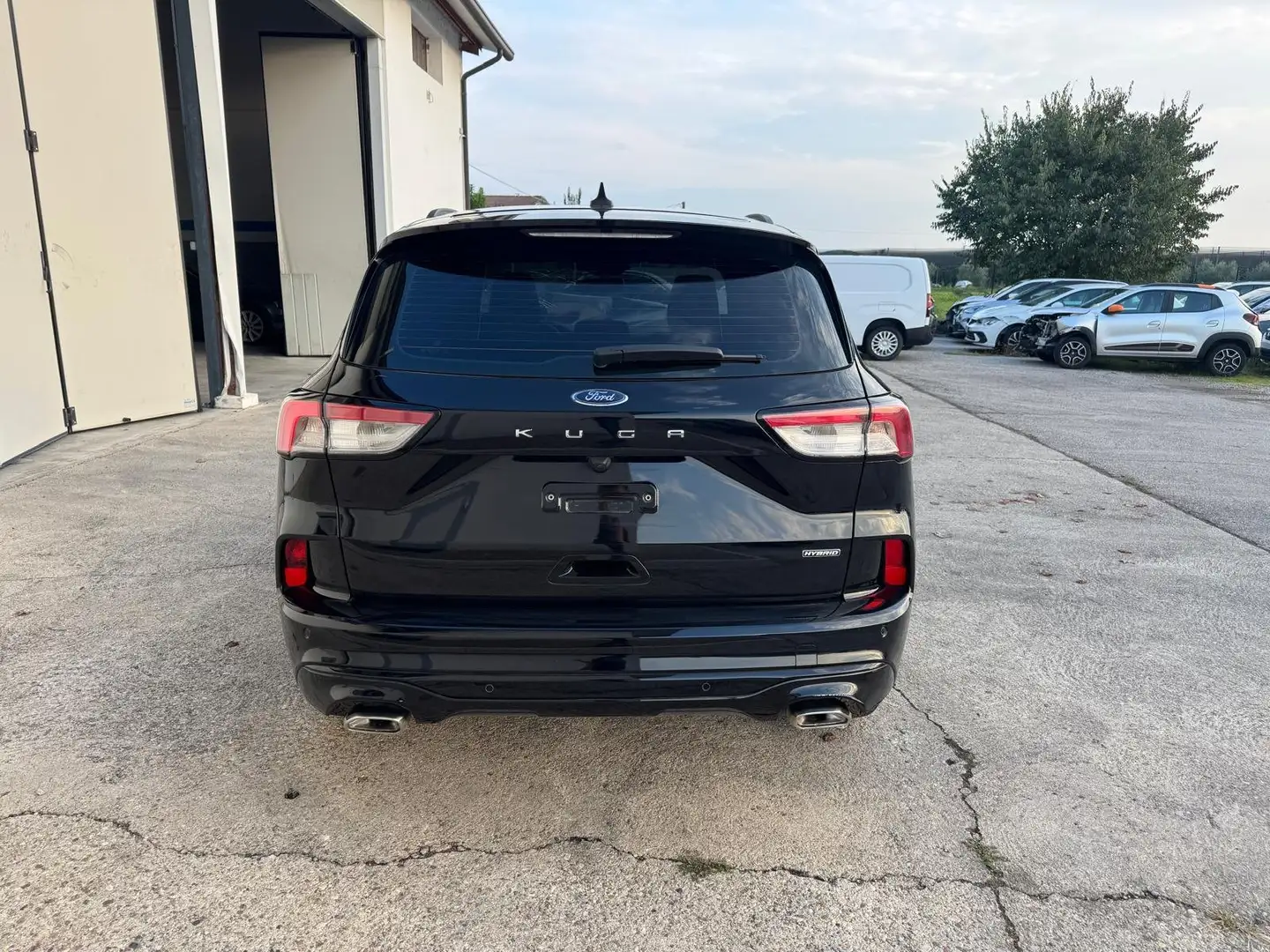 Ford Kuga 2.5 full hybrid ST-Line 2wd 190cv cvt INCIDENTATA Nero - 2