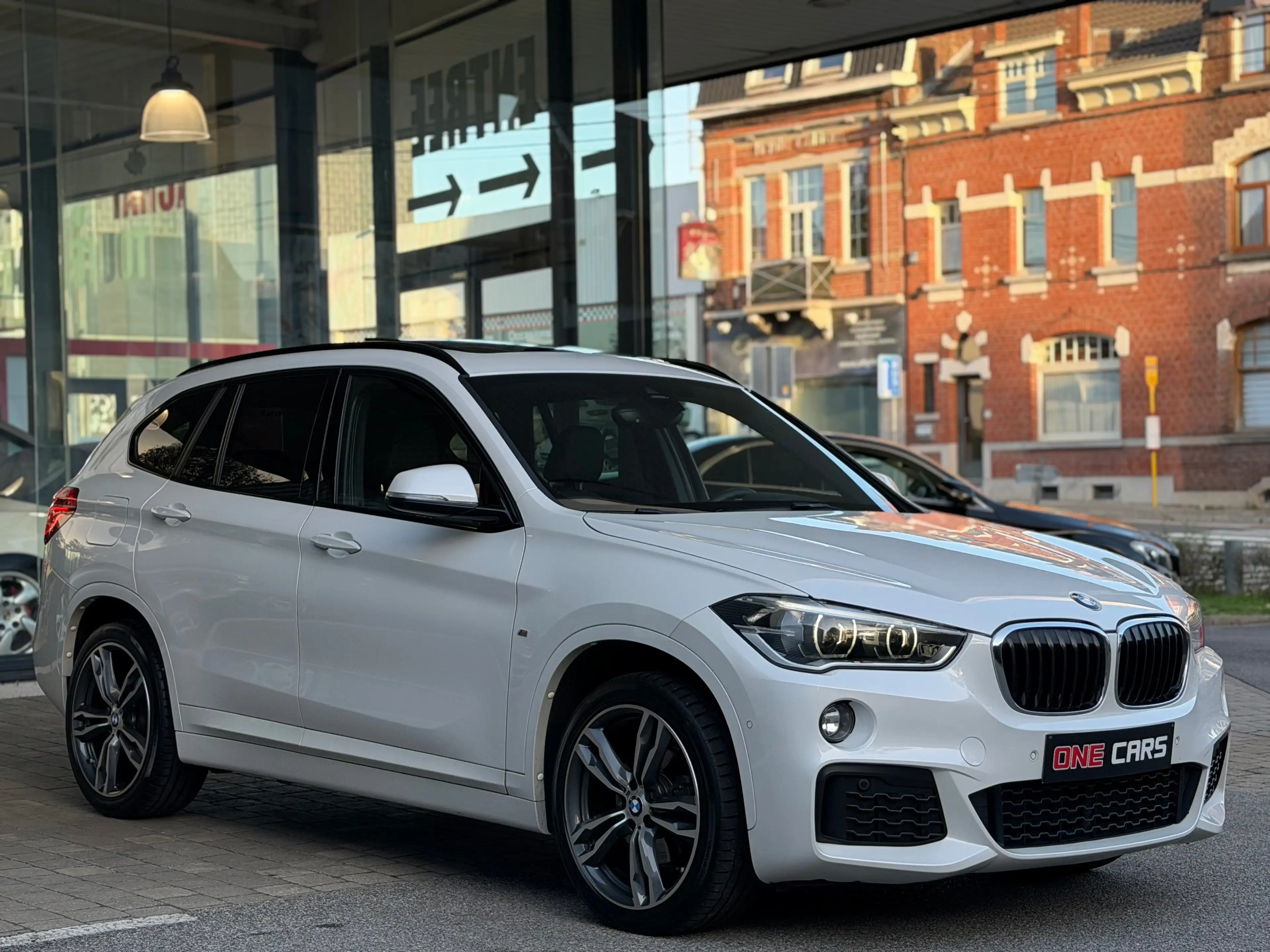BMW X1 2.0d 150cv (PACK M) TOIT PANOR-BIXENON-GPS-CUIR-GAR 1AN — photo 3