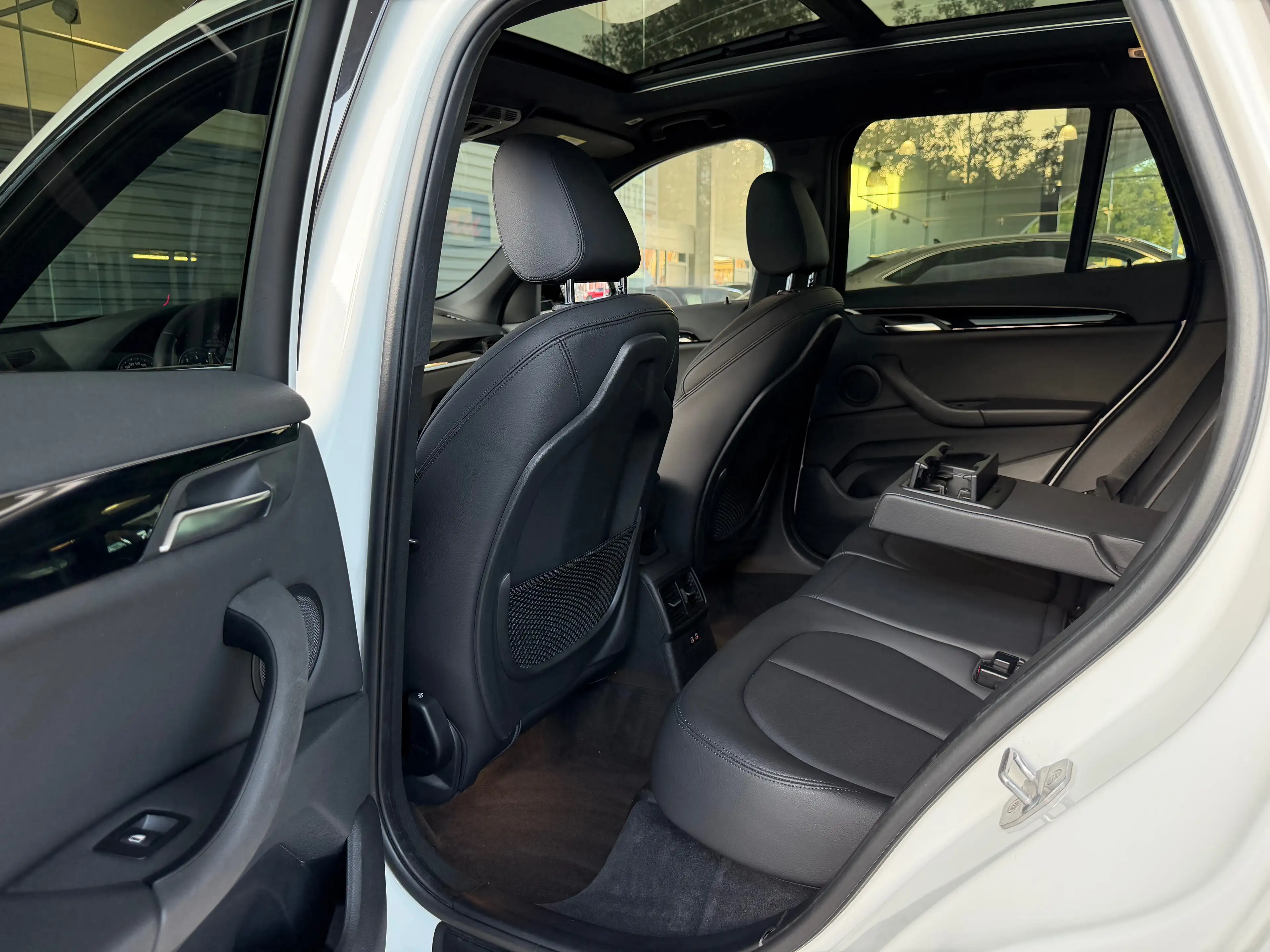 BMW X1 2.0d 150cv (PACK M) TOIT PANOR-BIXENON-GPS-CUIR-GAR 1AN — photo 14