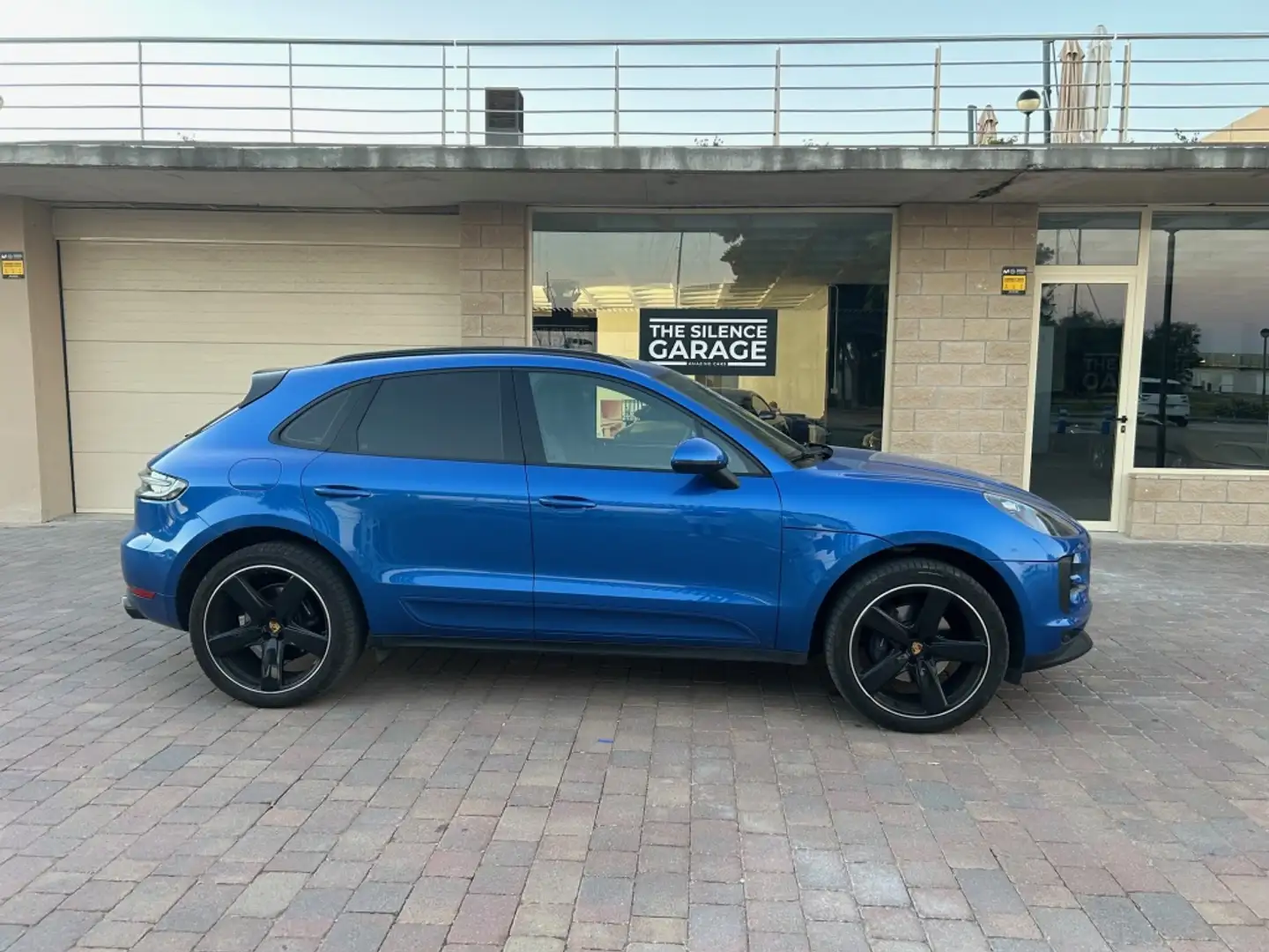 Porsche Macan Aut. Bleu - 2