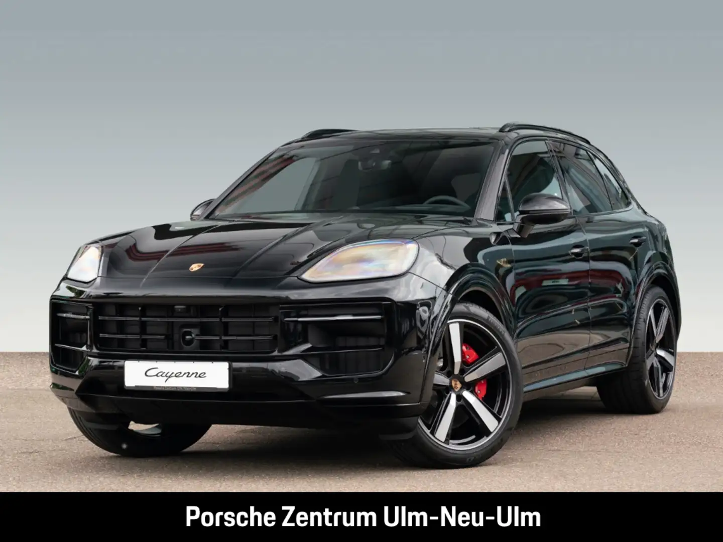Porsche Cayenne GTS Burmester Sport Chrono Panoramadach Noir - 1