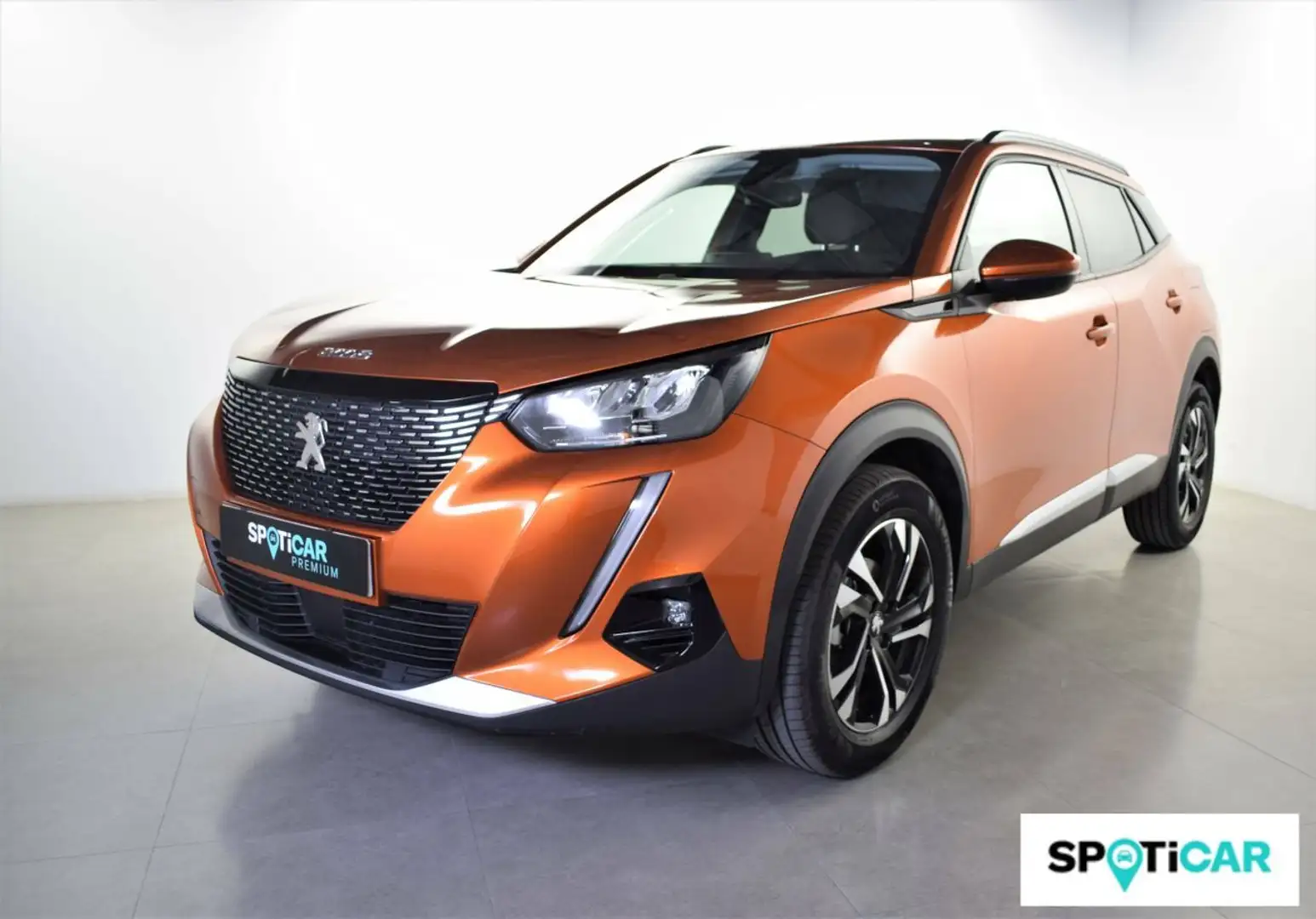 Peugeot 2008 1.2 PureTech S&S Allure Pack 130 Oranje - 1