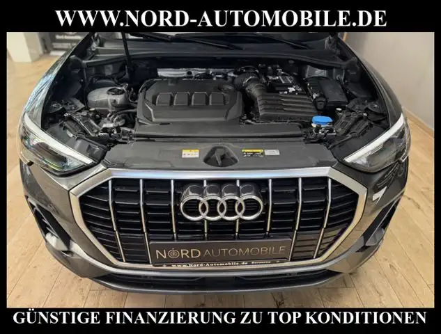 Audi Q3 view 27