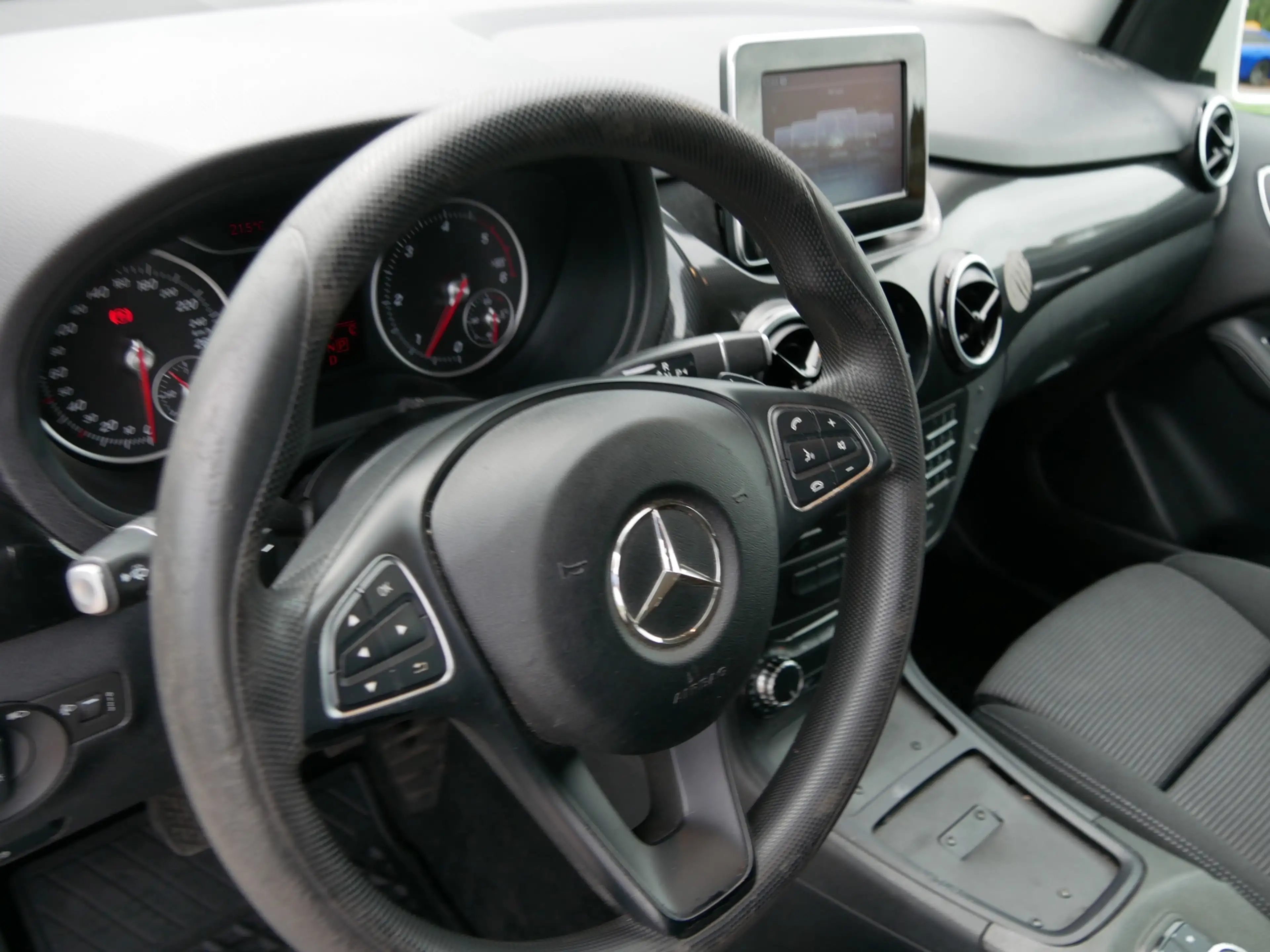 Mercedes-Benz B 220 d AUT AC | EX POLICE MARGE CAR | — photo 14