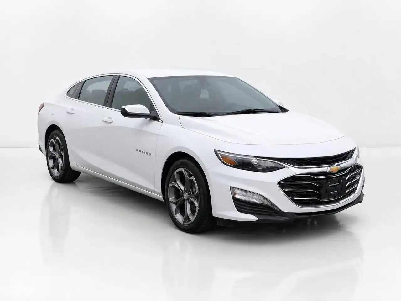 Chevrolet Malibu снимка Chevrolet Malibu