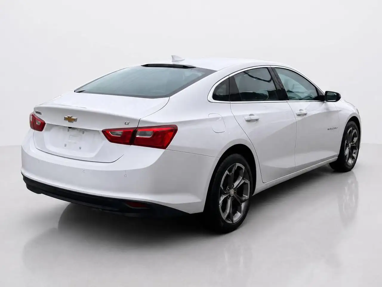 Chevrolet Malibu снимка Chevrolet Malibu