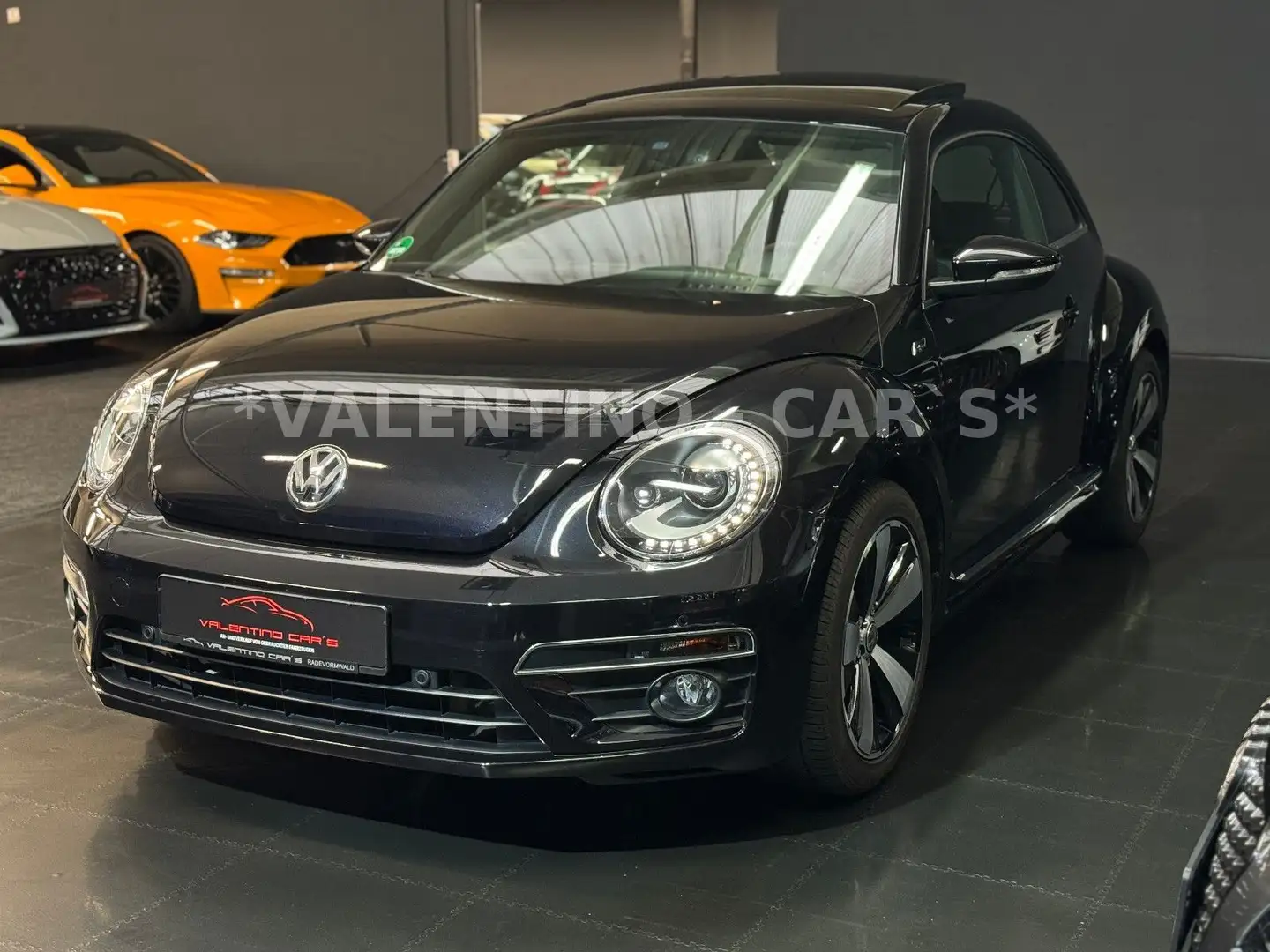 Volkswagen Beetle Lim. R-Line/Pano/Navi/Shz/BiXen/Temp/Pdc Schwarz - 2