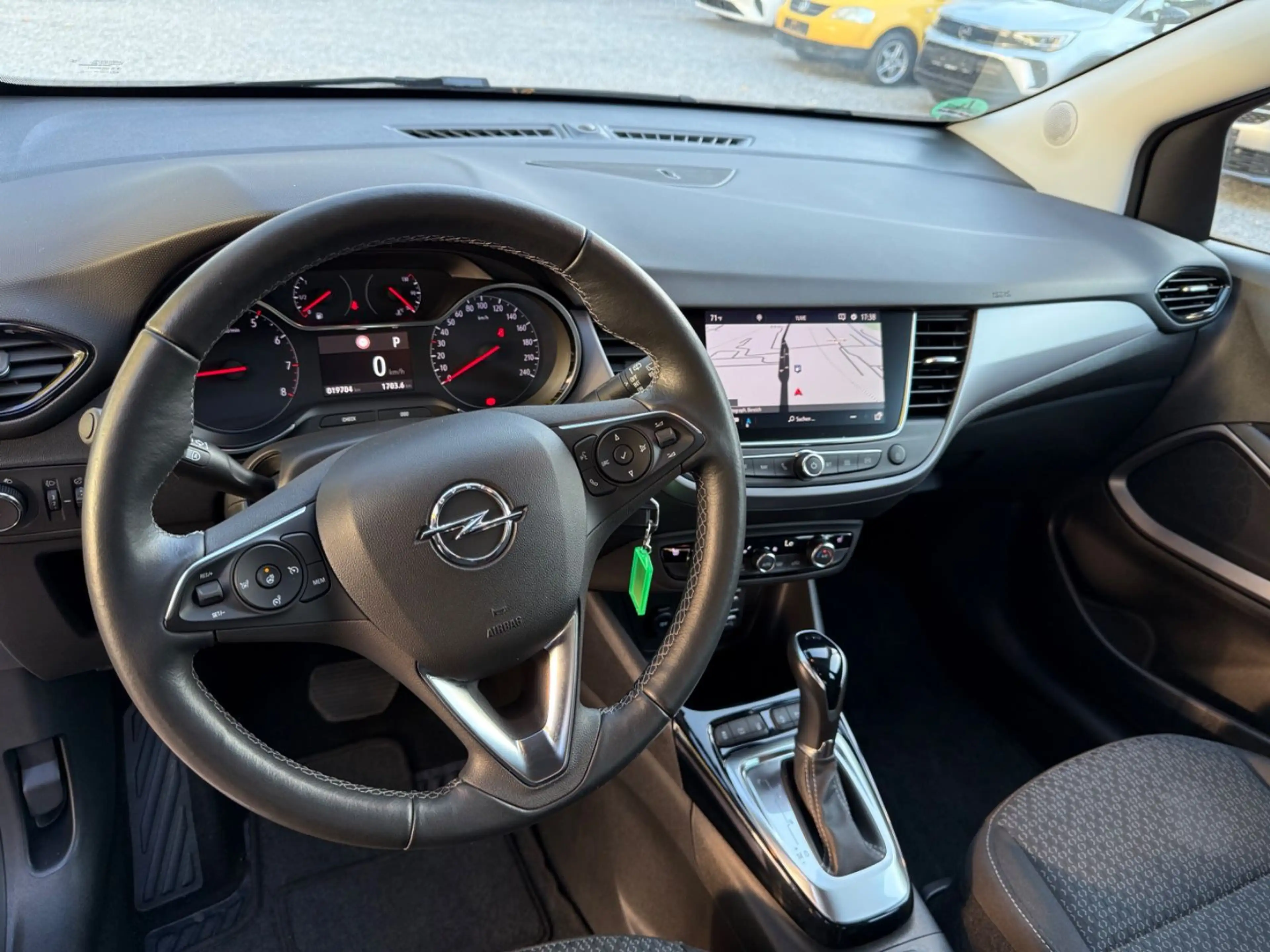 Opel Crossland X TÜV Inspektion NEU — photo 15
