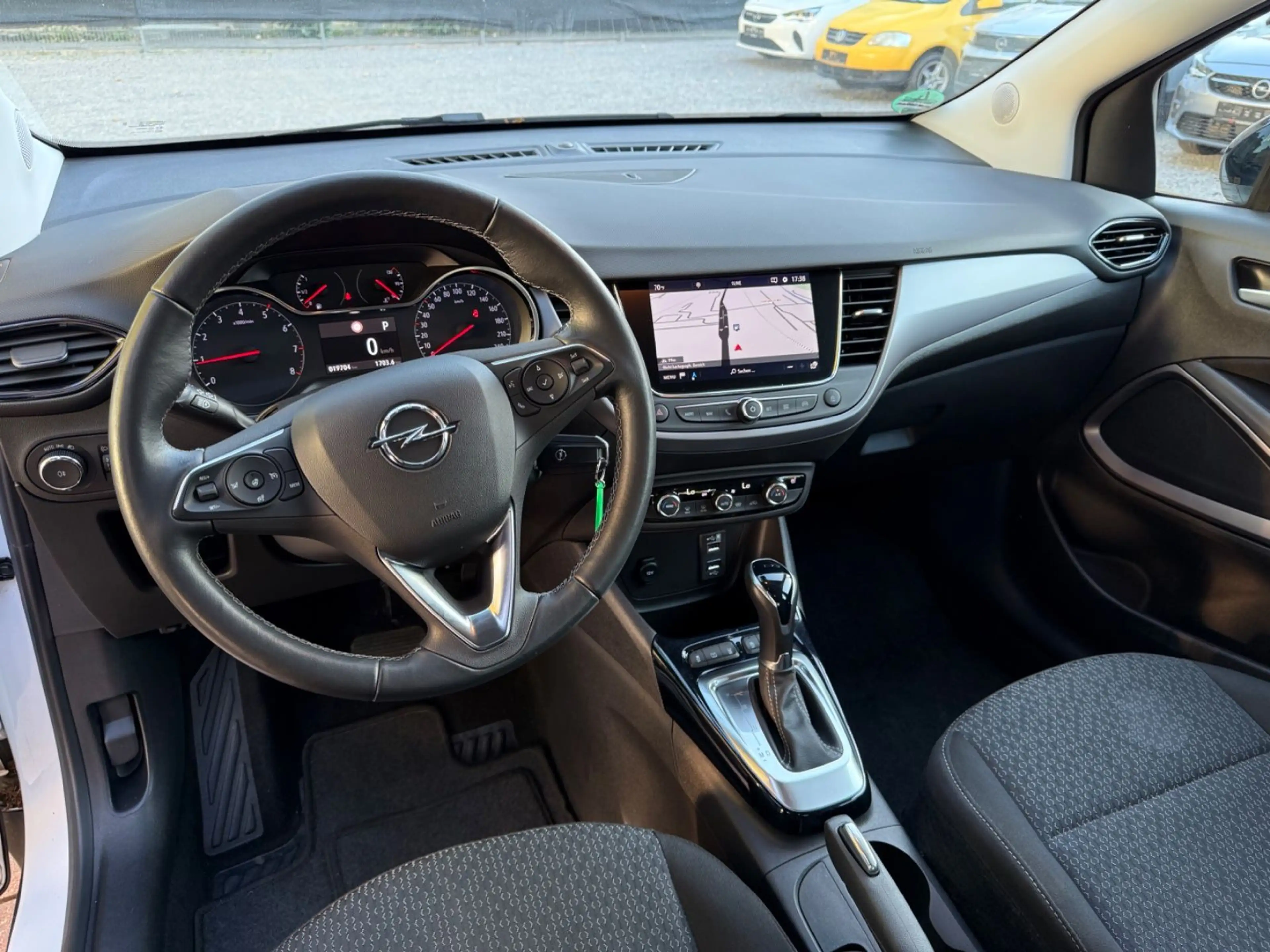 Opel Crossland X TÜV Inspektion NEU — photo 12