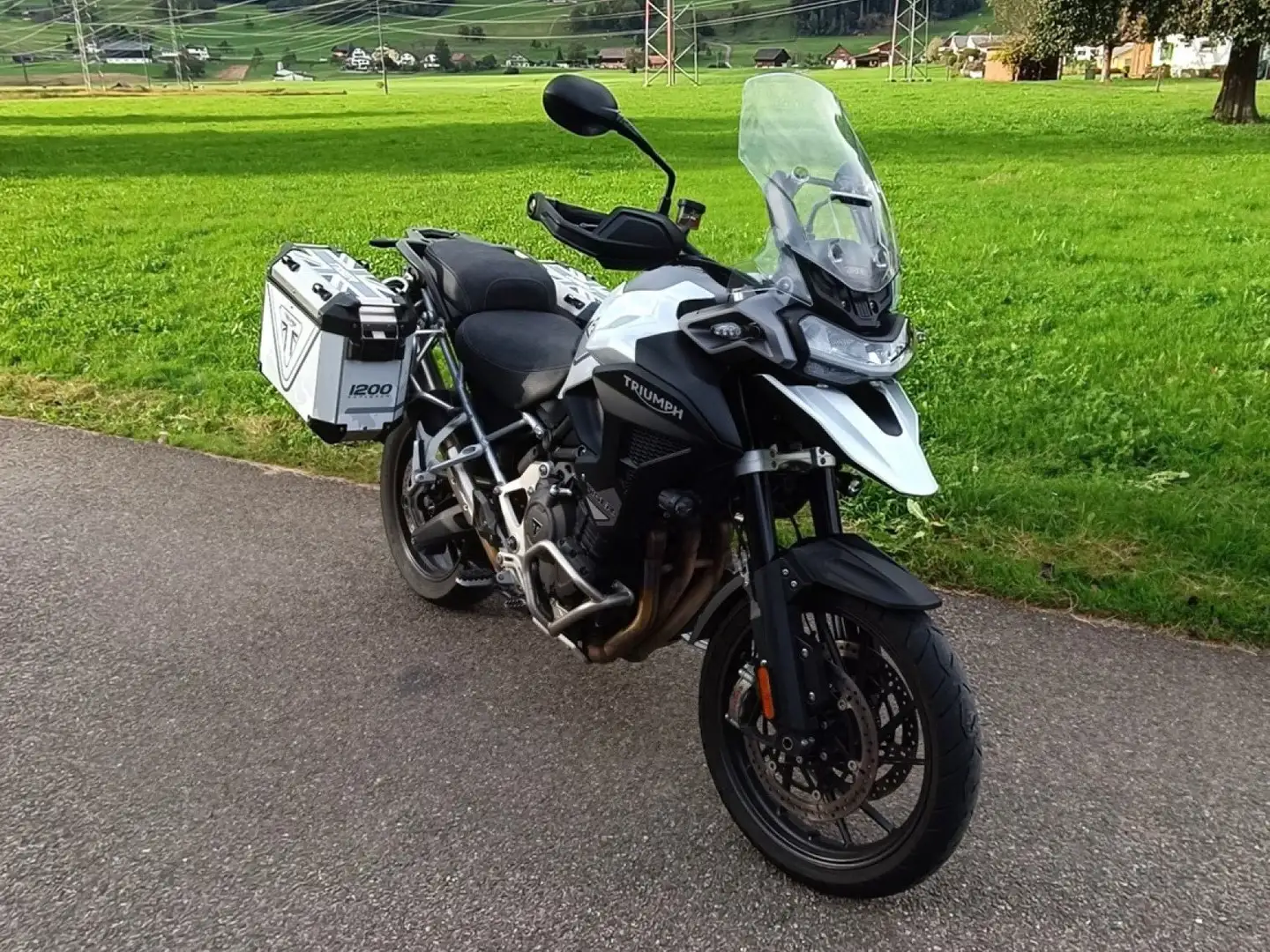 Triumph Tiger 1200 Gt Pro Blanc - 1