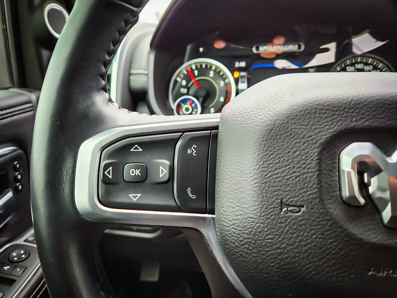 RAM 3500 снимка RAM 3500
