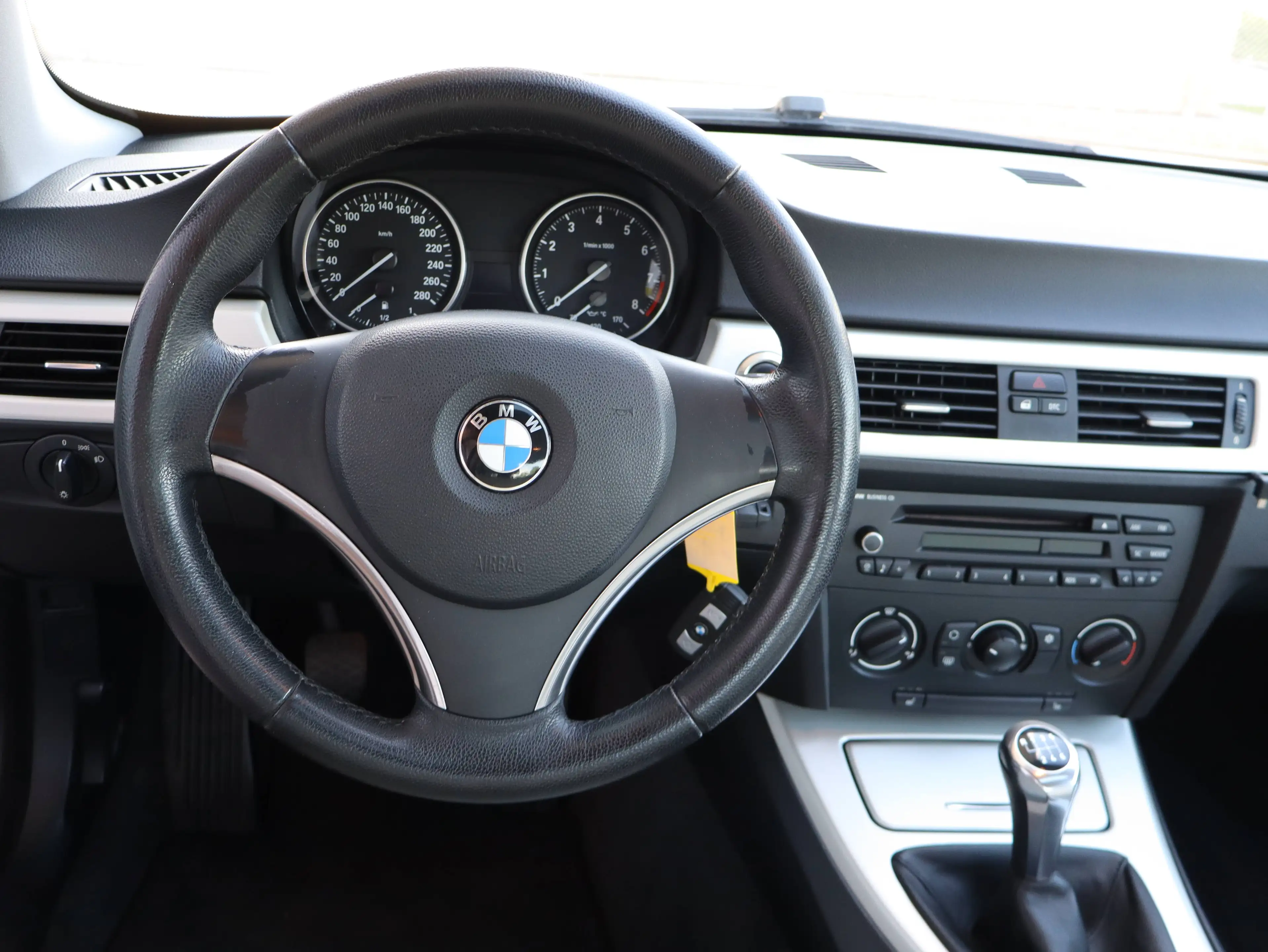BMW 325 i Coupe *LEDER*XENON*EL.GLASSCHIEBEDACH*SHZ* — photo 10