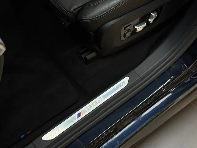 BMW X5 M view 13