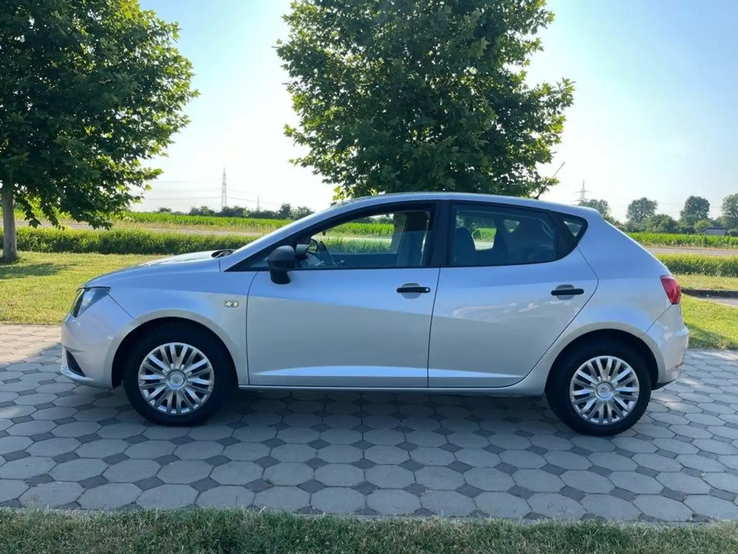 SEAT Ibiza 1.0i Latino 2 - 1