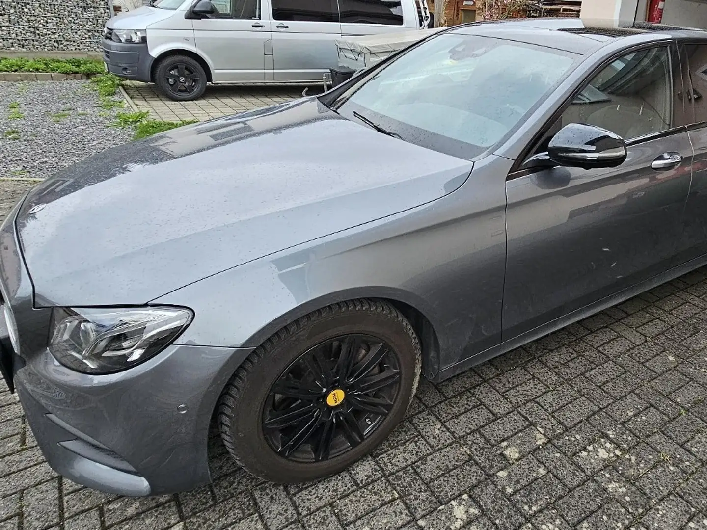 Mercedes-Benz E 220 d 4MATIC Austria Edition Aut. - 1