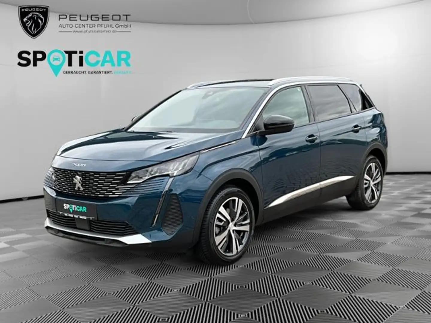 Peugeot 5008 PureTech 130 Stop & Start Allure Pack Blau - 1