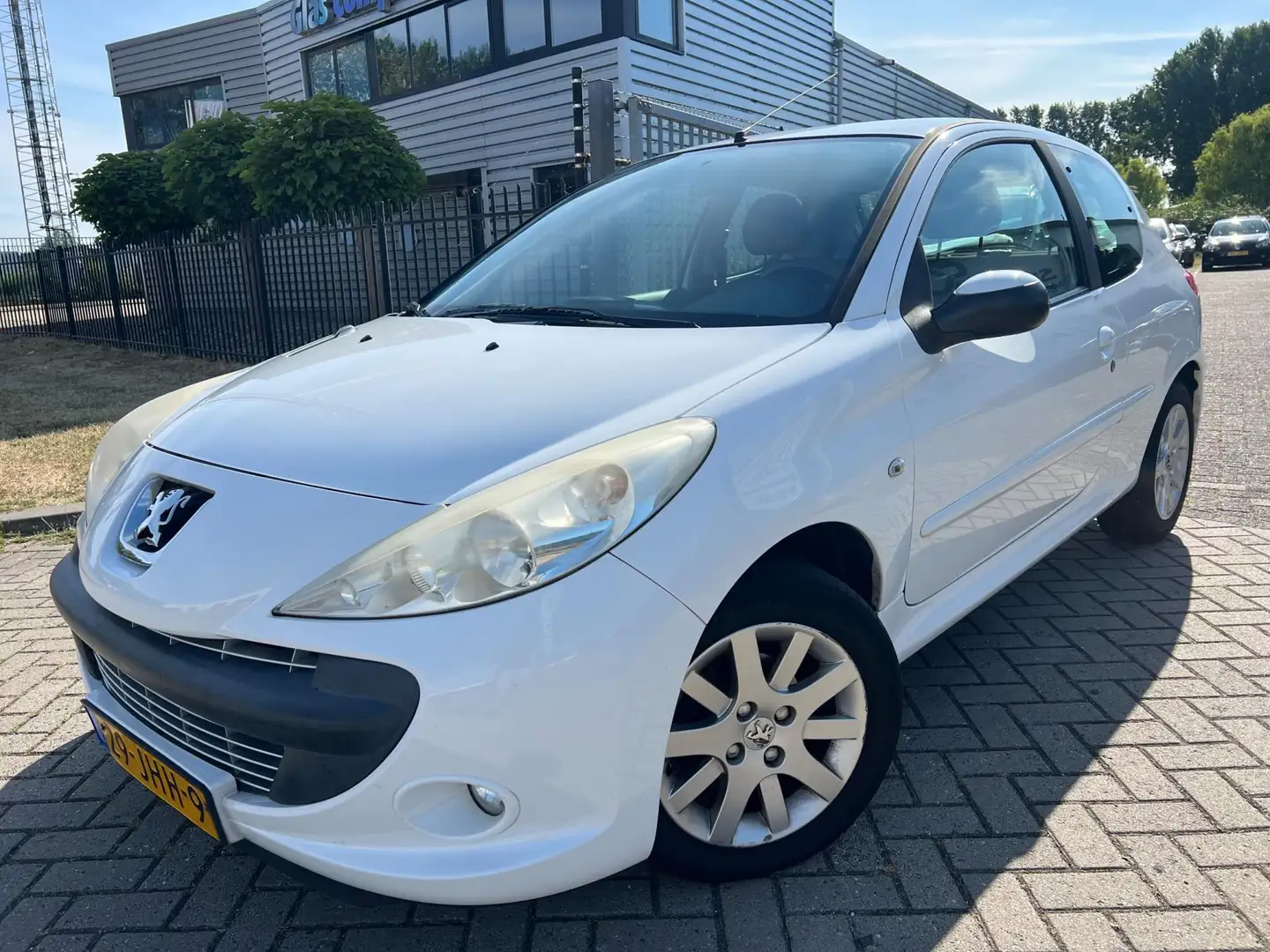 Peugeot 206 + 1.4 XS 2009 Wit Airco Elektr Ramen N.A.P Wit - 2