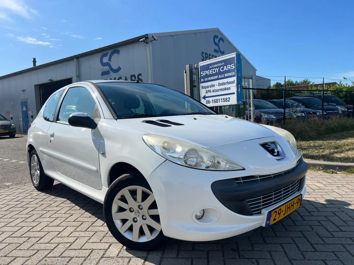 Peugeot 206 + 1.4 XS 2009 Wit Airco Elektr Ramen N.A.P Wit - 1
