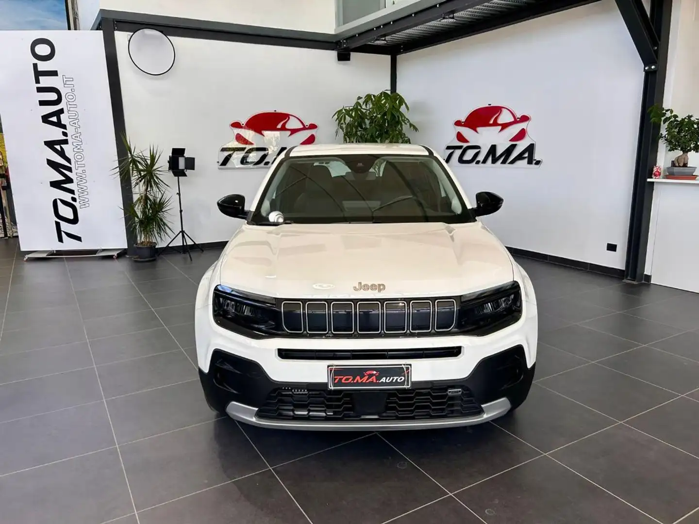 Jeep Avenger 1.2 Turbo 100 CV Altitude Alb - 2