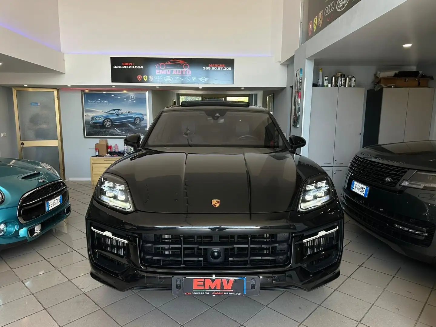 Porsche Cayenne 3.0 V6 E-Hybrid Platinum Edition Nero - 2