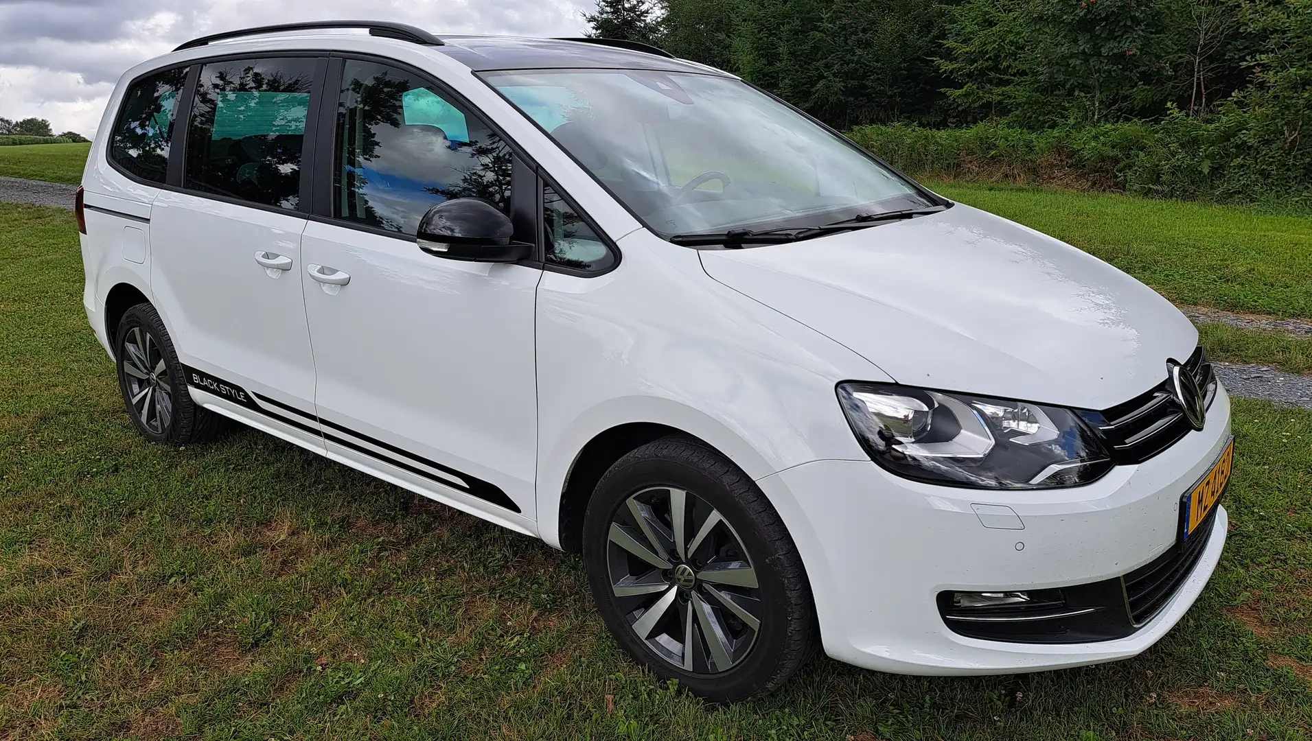 Volkswagen Sharan Sharan 2.0 TDI DSG Comfortline Black Style Blanc - 2