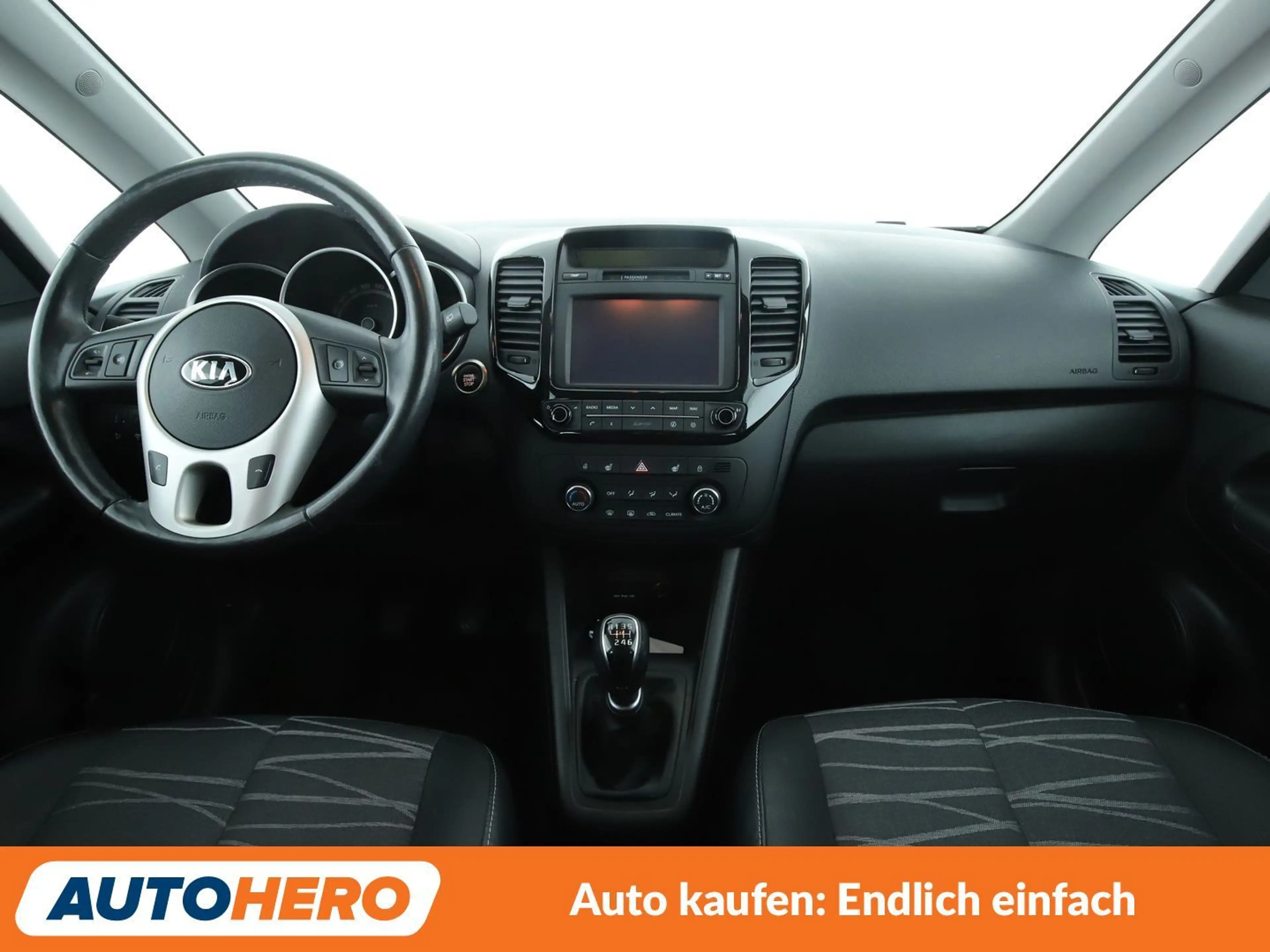 Kia Venga 1.6 Dream Team *NAVI*CAM*SHZ*LHZ*ALU*AHK* — photo 12