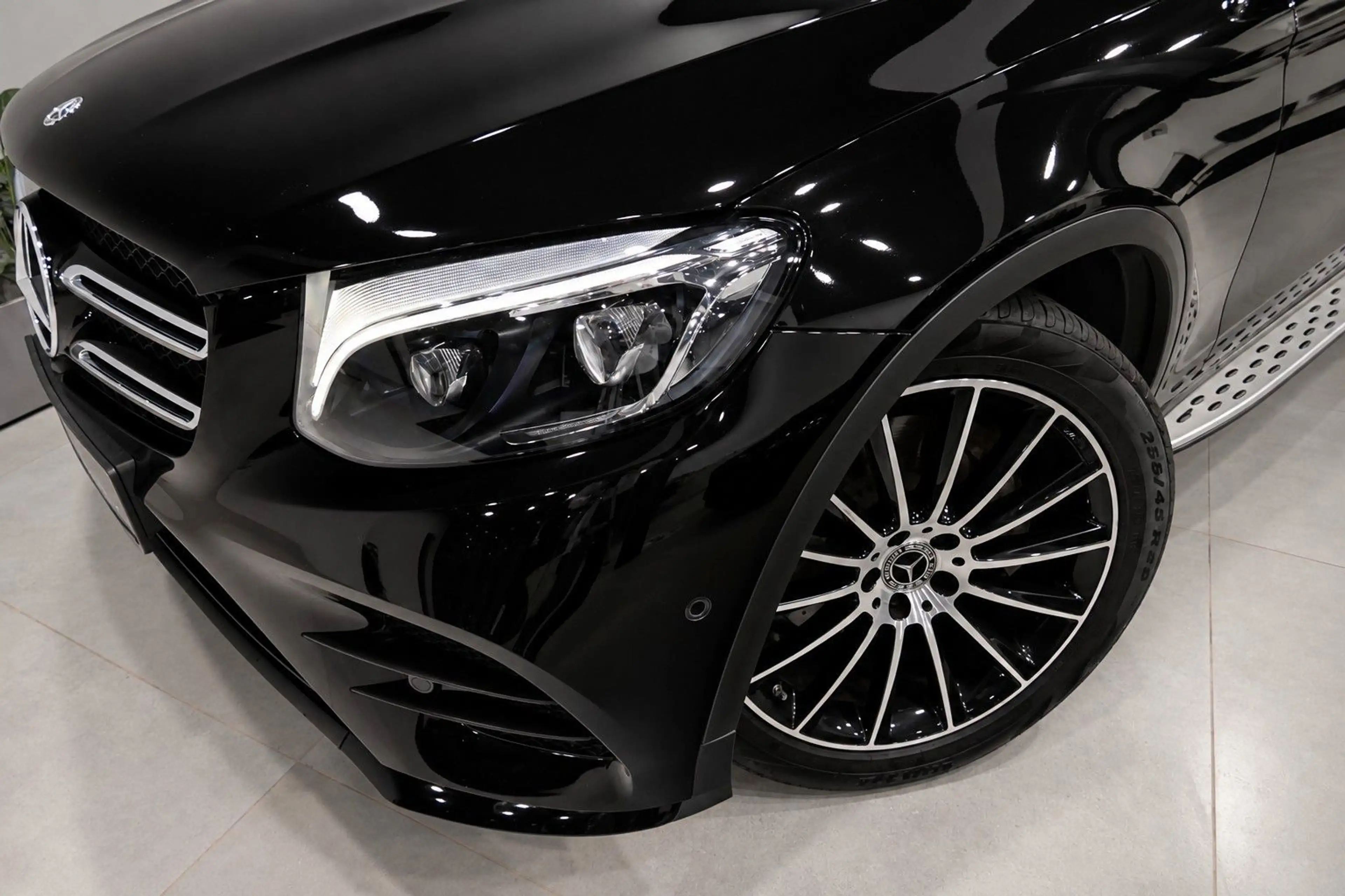 Mercedes-Benz GLC 350 d 4Matic AMG/Pano/HuD/360°/Burmester/20" — photo 13