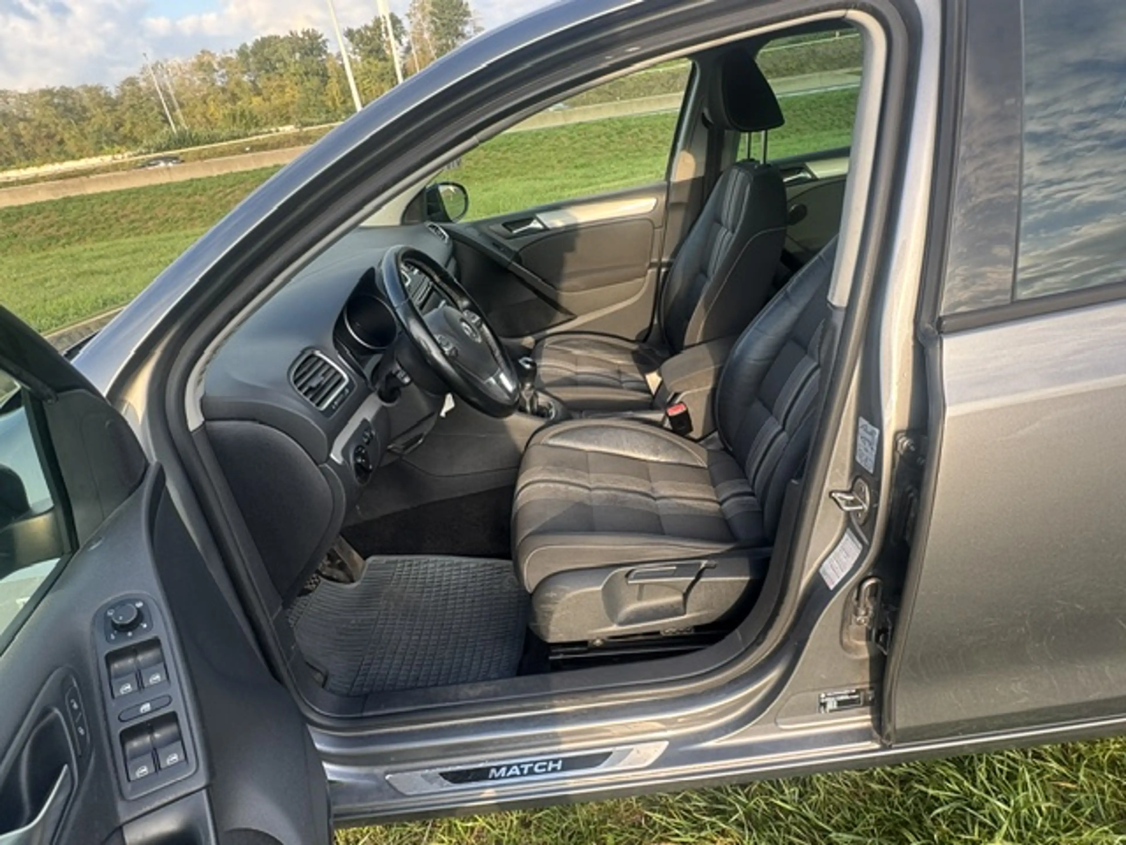 Volkswagen Golf Golf 1.2 TSI Match édition / Garantie 12m. — photo 10