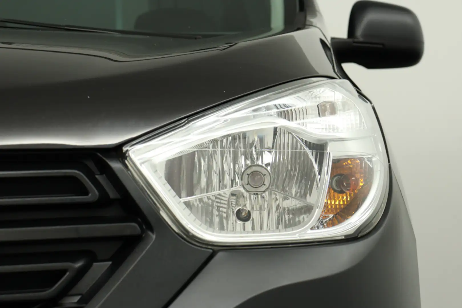Dacia Dokker 1.5 DCI AMBIANCE AC/CV+AB/ELEK.RAMEN/SCHUIFDEUR/IM Zwart - 2
