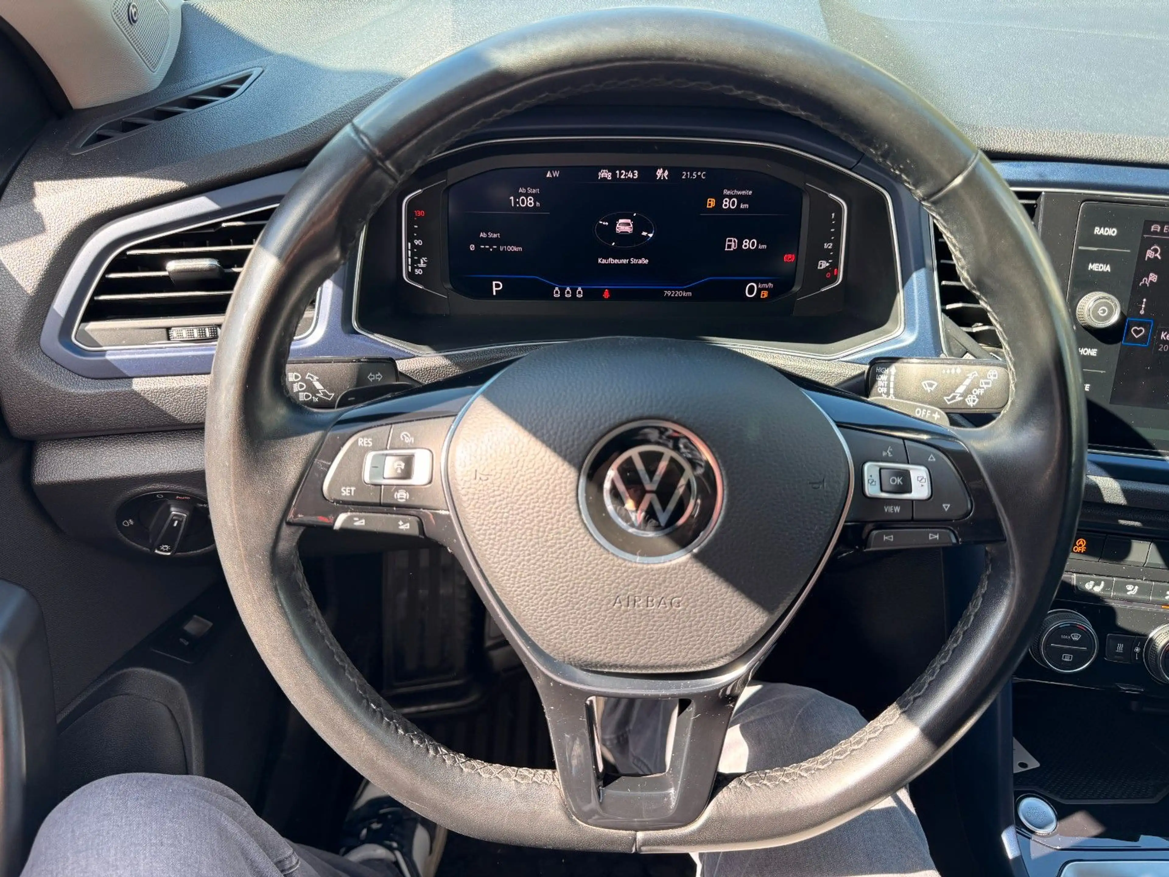 Volkswagen T-Roc United 2.0 TDI DSG *Virtual* Navi*Kamera* — photo 10